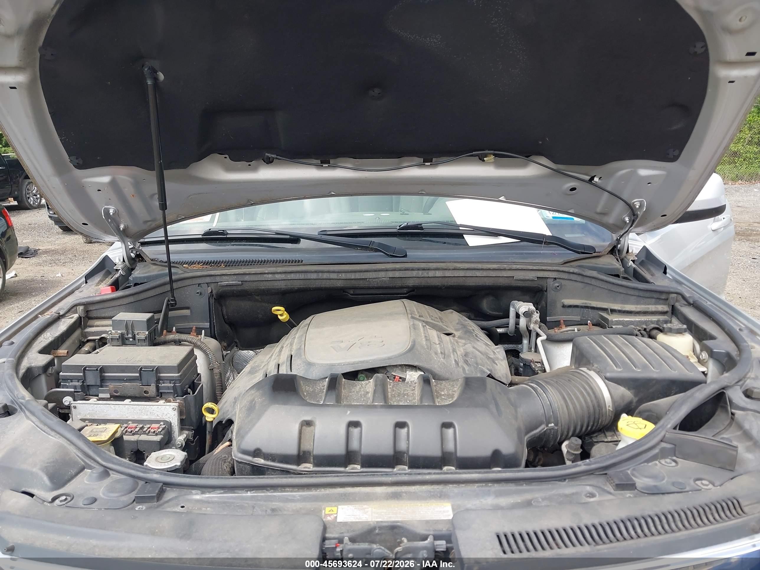 2011 Jeep Grand Cherokee Laredo Серебряный vin: 1J4RR4GT0BC629581