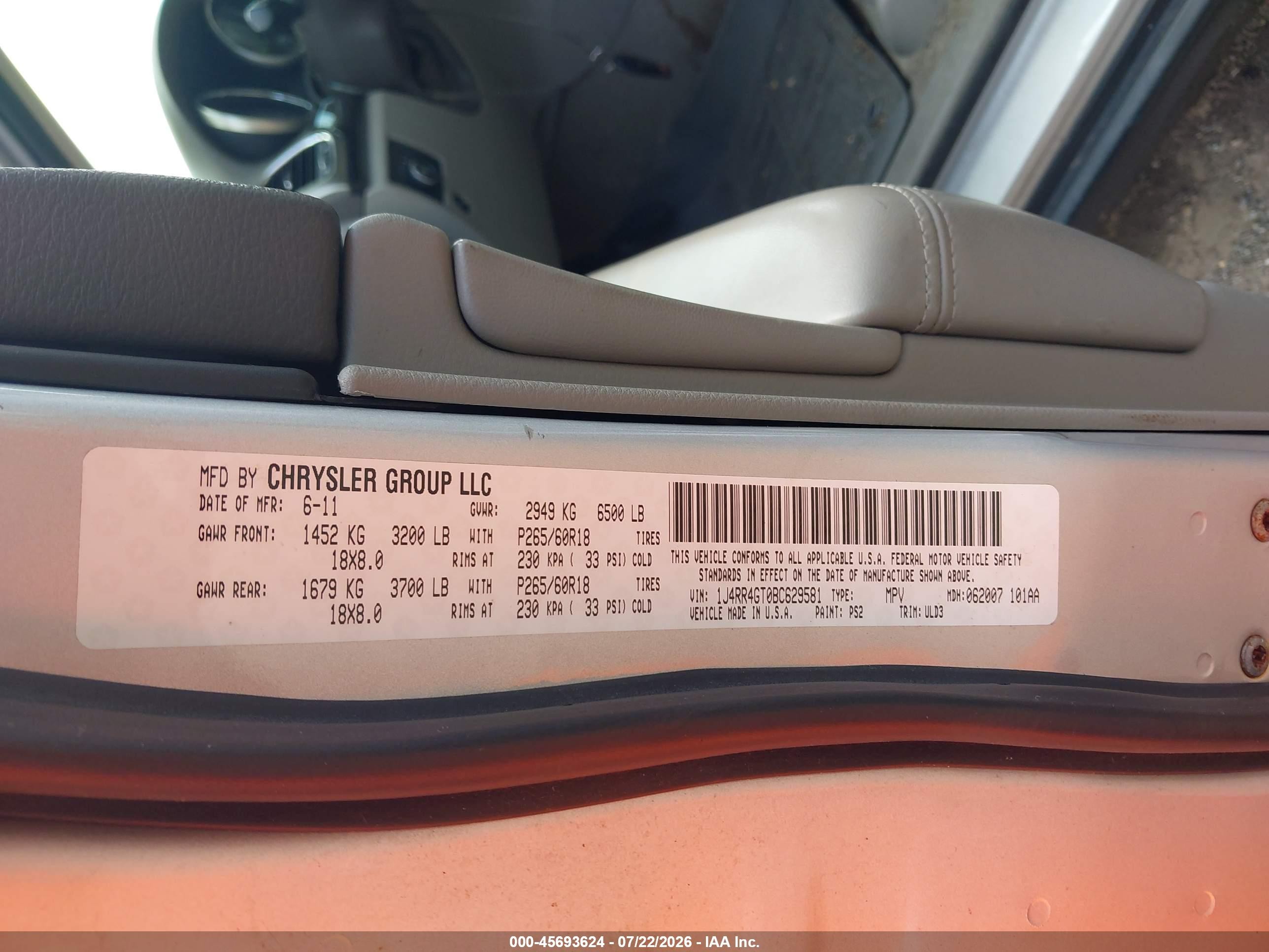 2011 Jeep Grand Cherokee Laredo Серебряный vin: 1J4RR4GT0BC629581