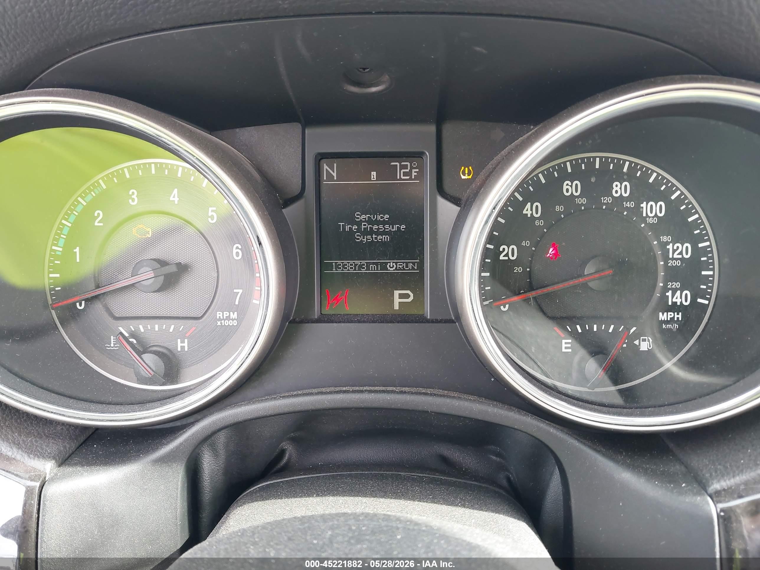 2011 Jeep Grand Cherokee Laredo Silver vin: 1J4RR4GT0BC726585