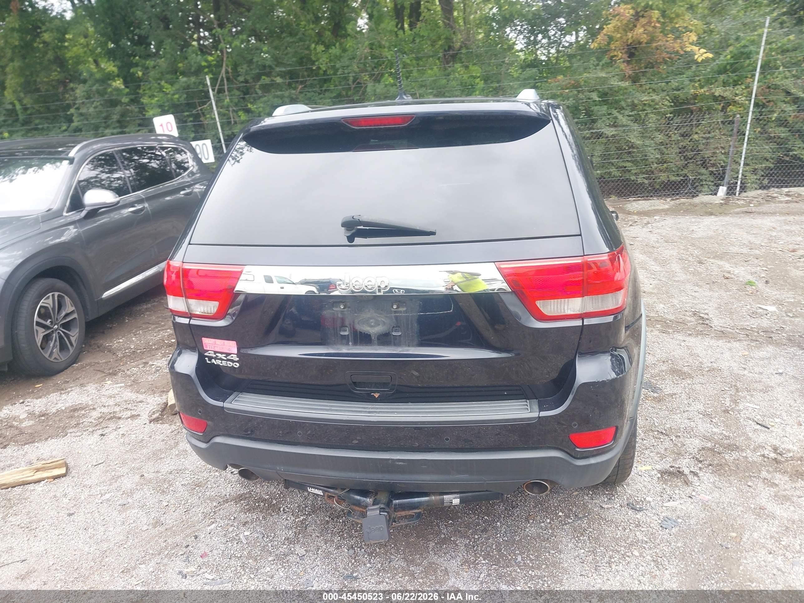 2011 Jeep Grand Cherokee Laredo Blue vin: 1J4RR4GT1BC674142