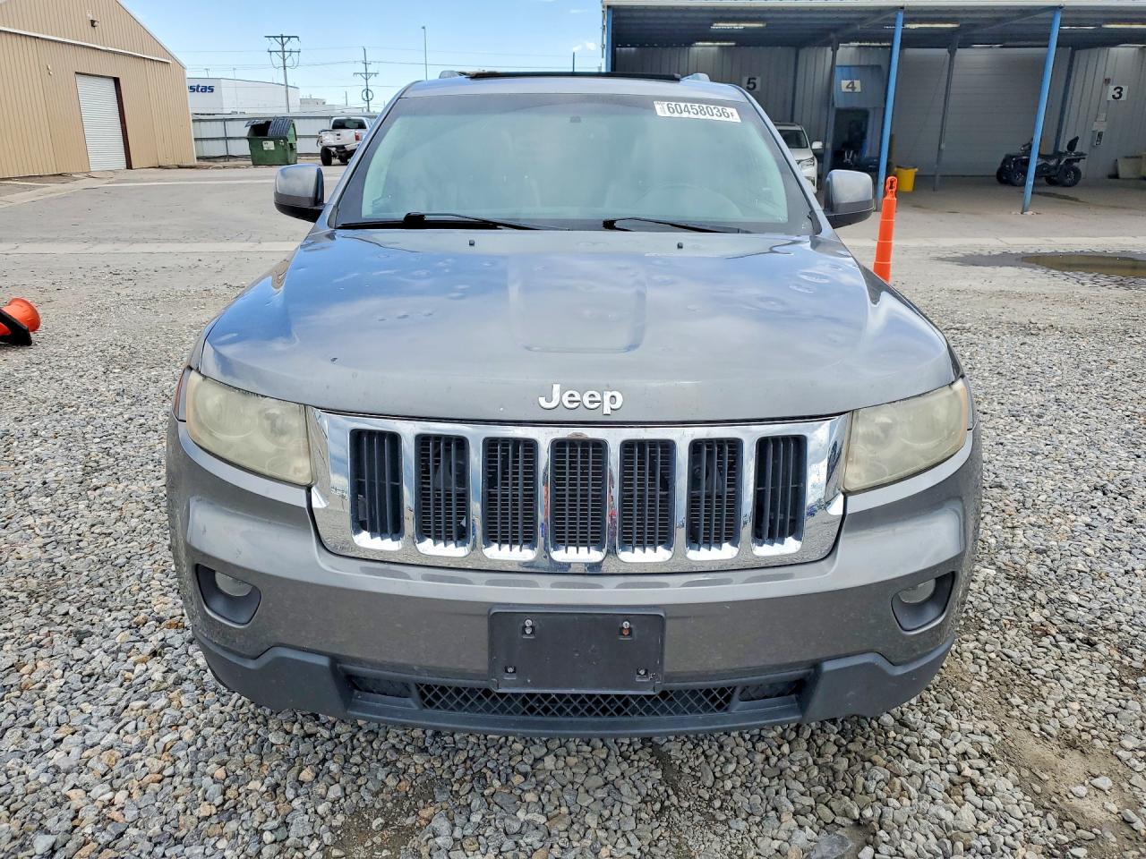 2011 Jeep Grand Cherokee Laredo Gray vin: 1J4RR4GT2BC578519