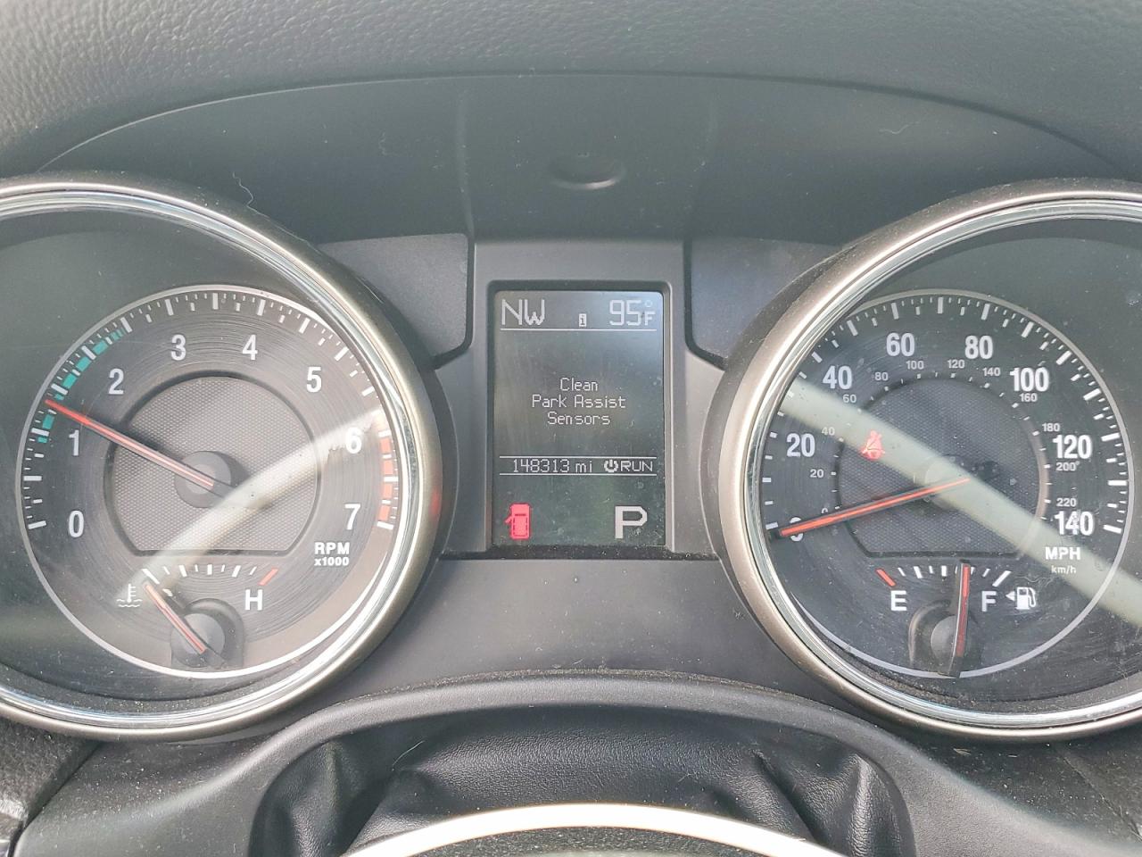 2011 Jeep Grand Cherokee Laredo Gray vin: 1J4RR4GT2BC578519
