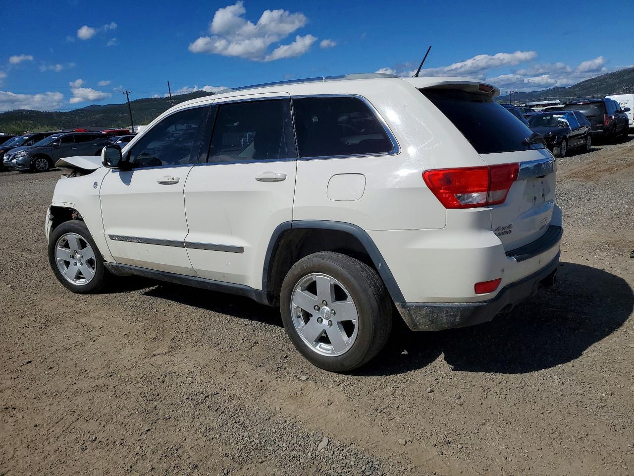 2011 Jeep Grand Cherokee Laredo White vin: 1J4RR4GT3BC573846