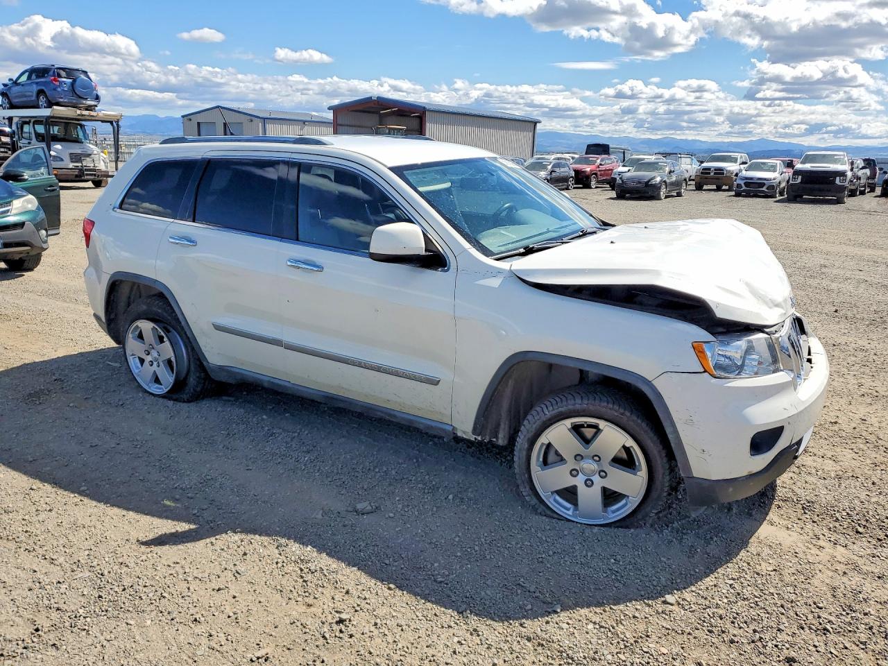 2011 Jeep Grand Cherokee Laredo White vin: 1J4RR4GT3BC573846