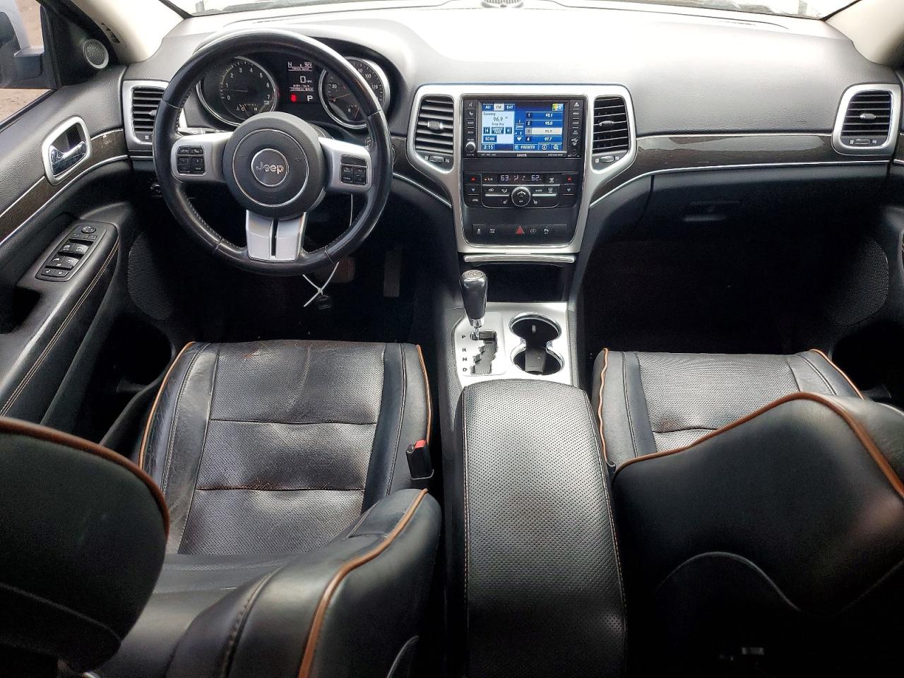 2011 Jeep Grand Cherokee Laredo Silver vin: 1J4RR4GT3BC627288