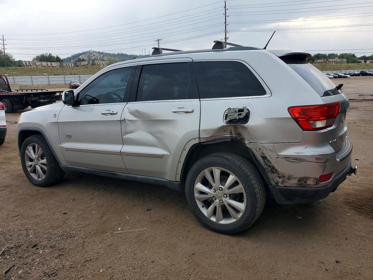2011 Jeep Grand Cherokee Laredo Silver vin: 1J4RR4GT3BC627288