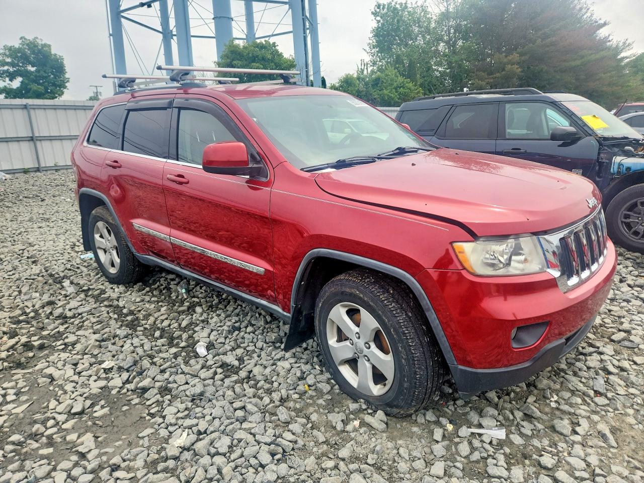 2011 Jeep Grand Cherokee Laredo Red vin: 1J4RR4GT4BC525823