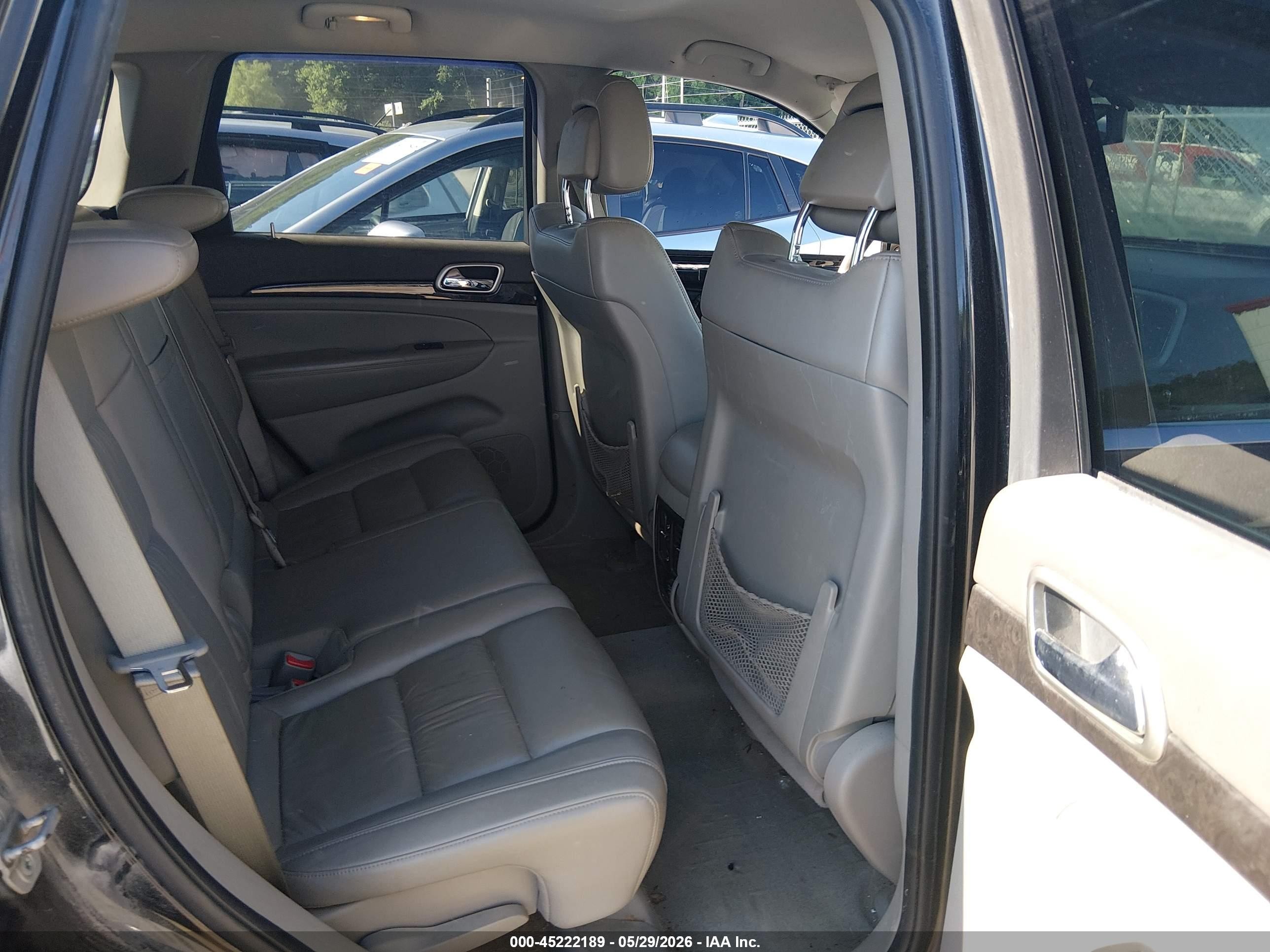 2011 Jeep Grand Cherokee Laredo Черный vin: 1J4RR4GT5BC504642