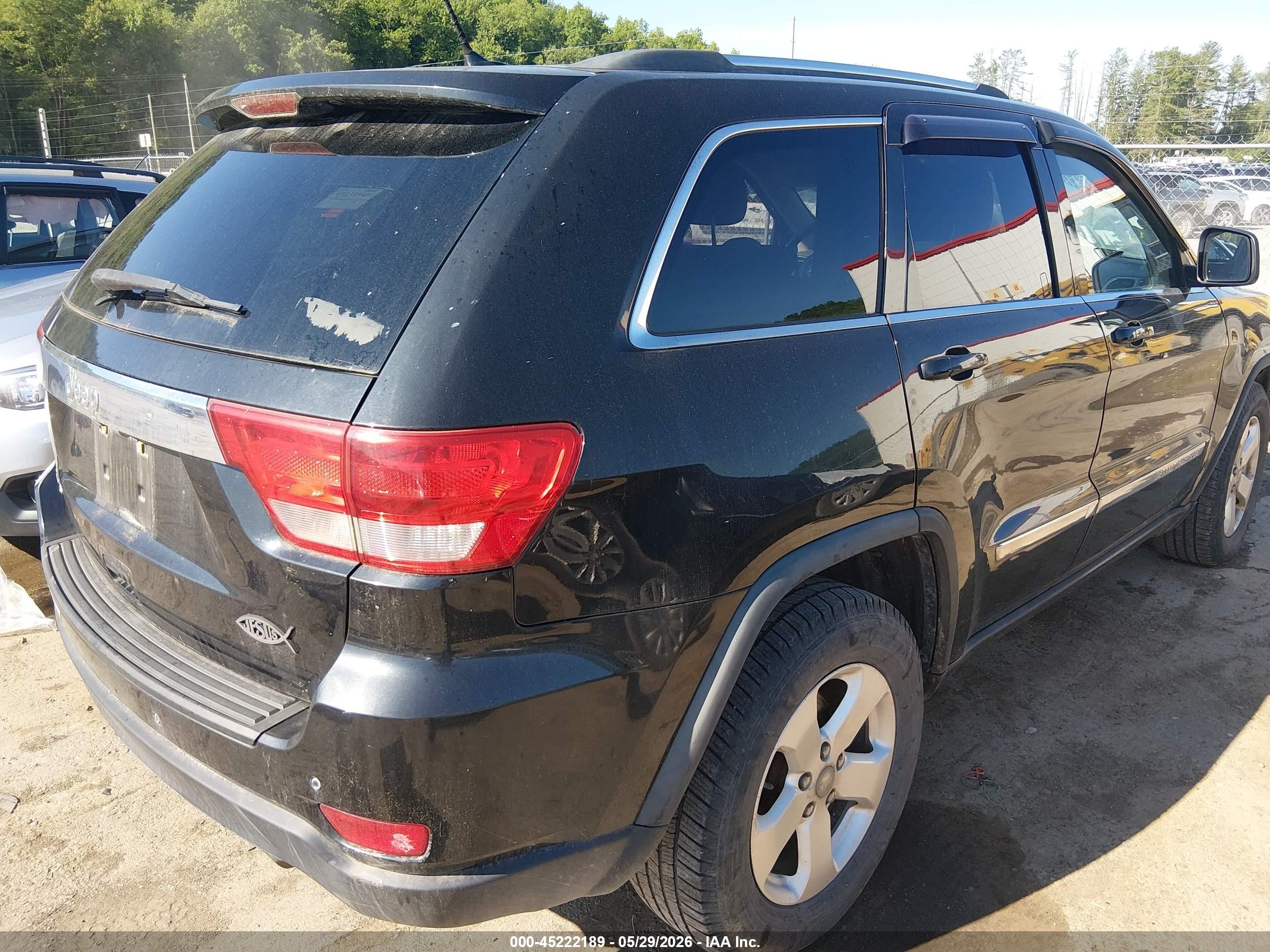 2011 Jeep Grand Cherokee Laredo Черный vin: 1J4RR4GT5BC504642