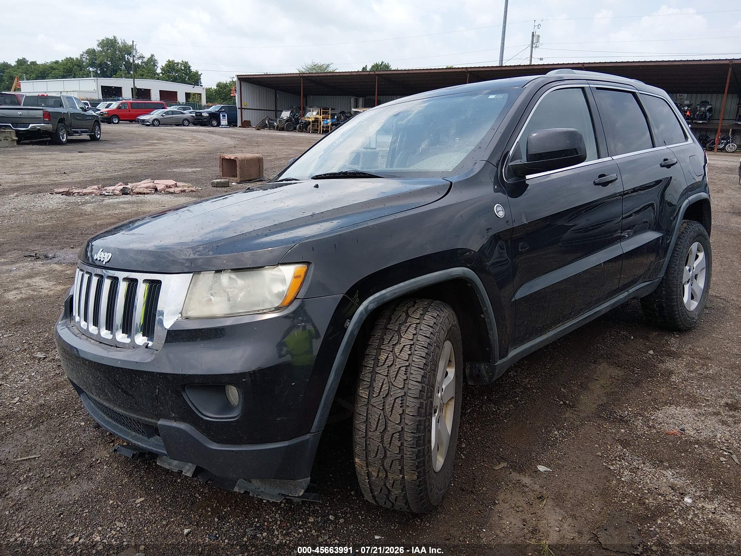 2011 Jeep Grand Cherokee Laredo Black vin: 1J4RR4GT6BC620027