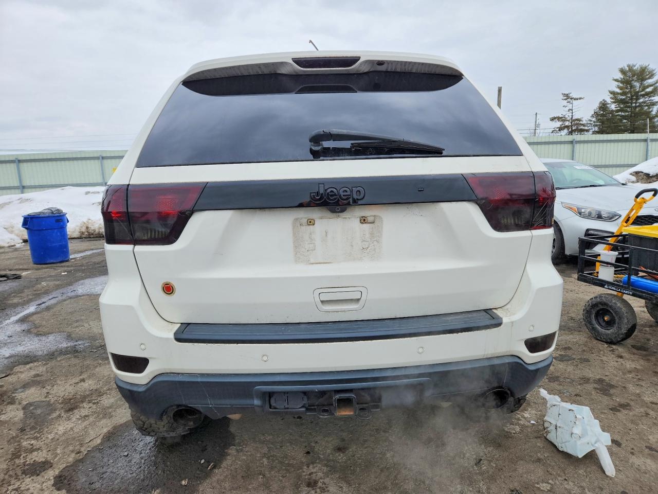 2011 Jeep Grand Cherokee Laredo White vin: 1J4RR4GT7BC544172
