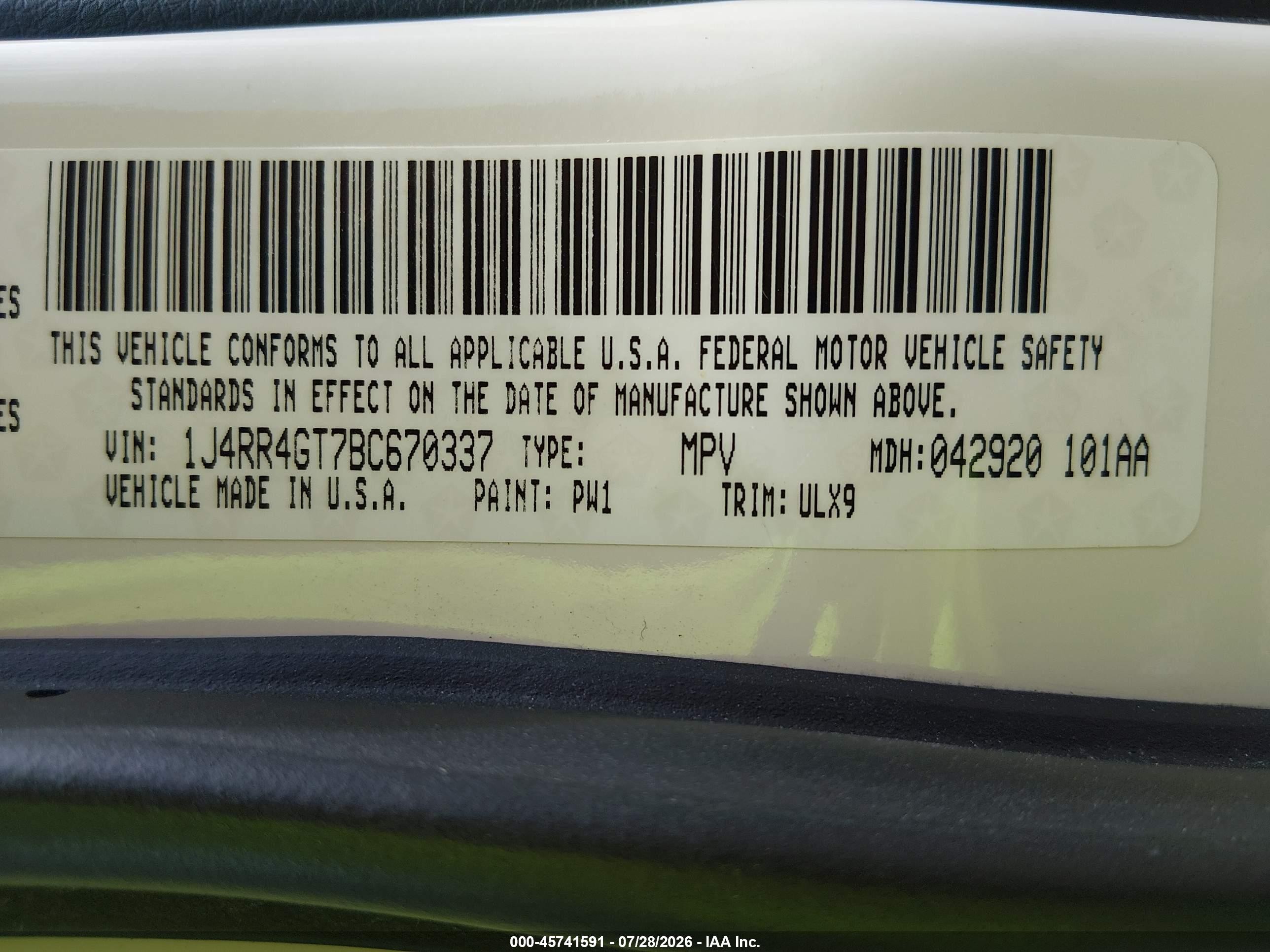 2011 Jeep Grand Cherokee Laredo White vin: 1J4RR4GT7BC670337