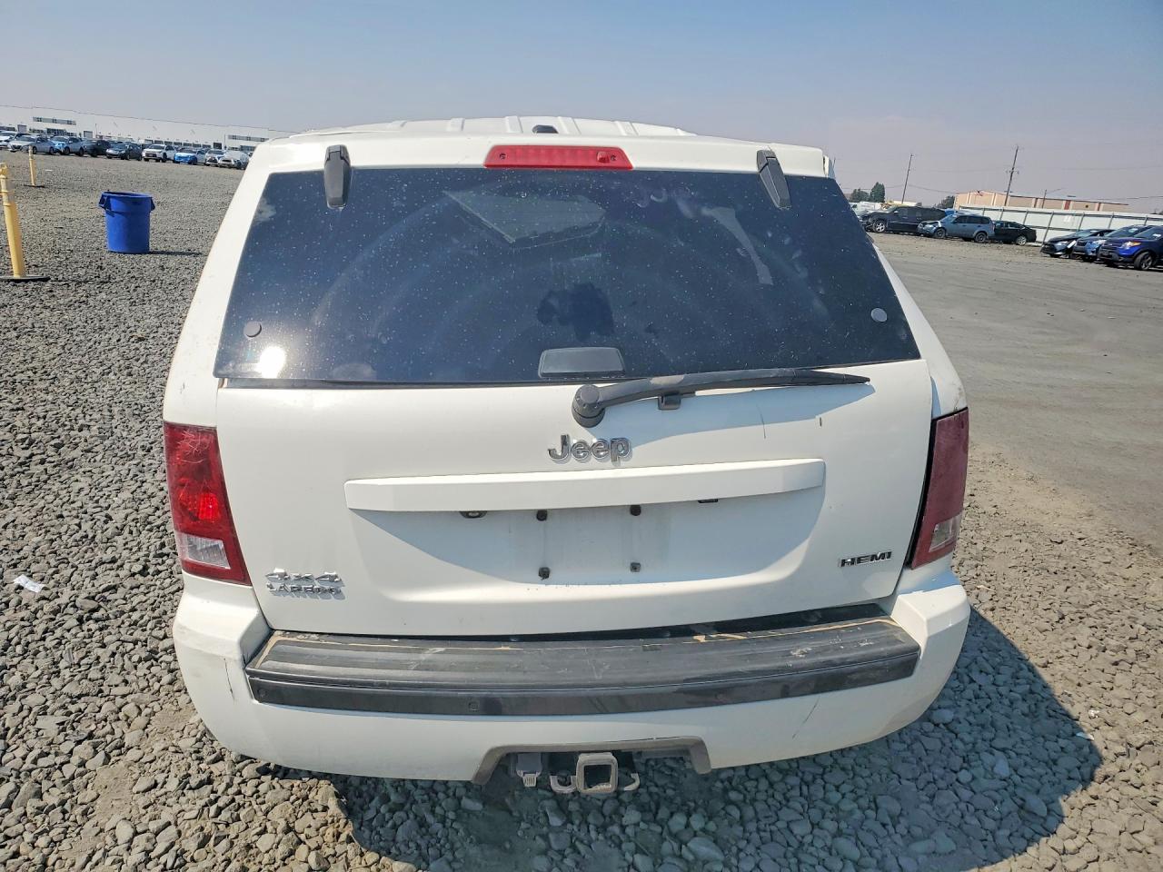 2010 Jeep Grand Cherokee Laredo Белый vin: 1J4RR4GT8AC151053