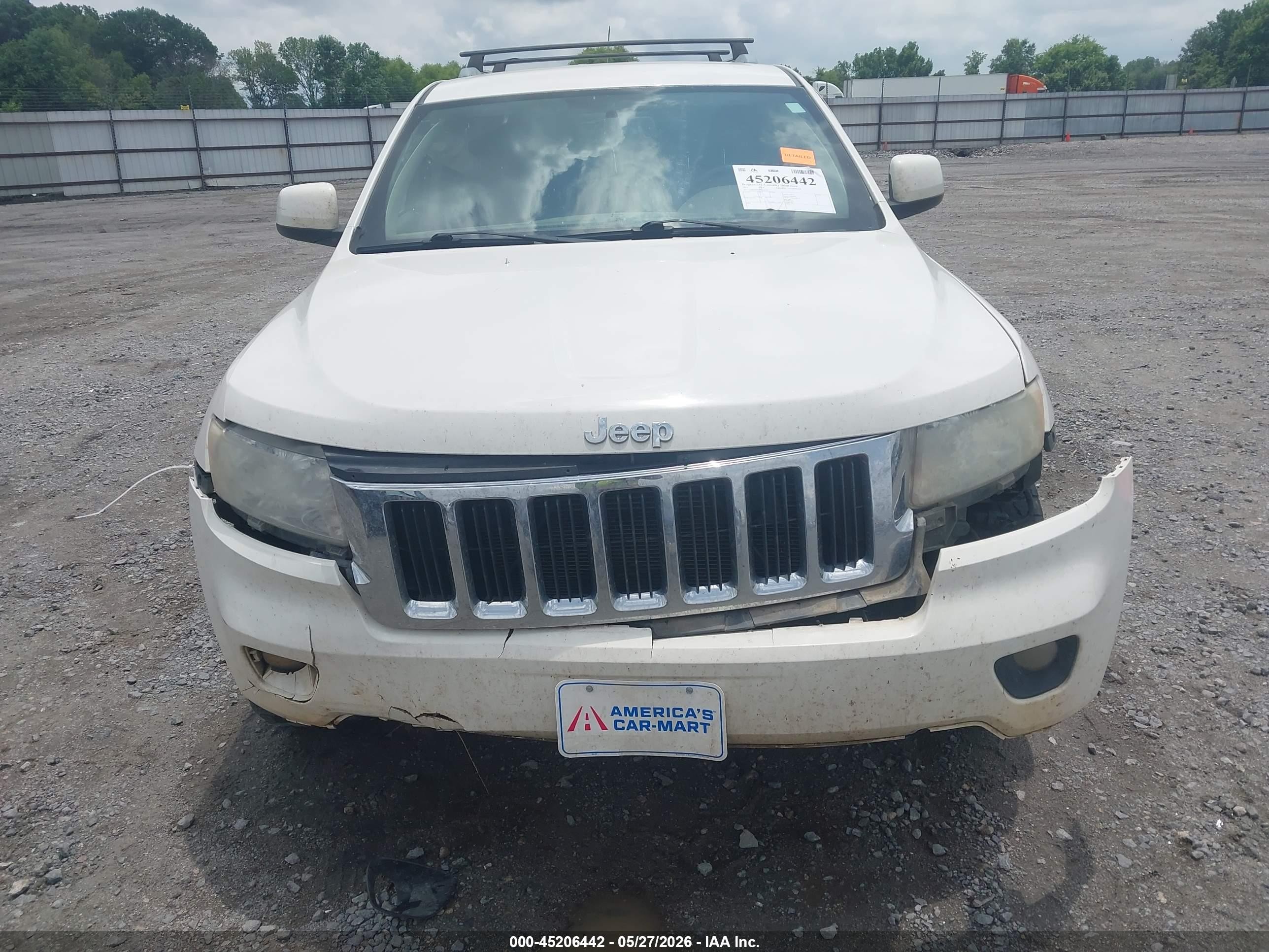 2011 Jeep Grand Cherokee Laredo White vin: 1J4RR4GT8BC544150