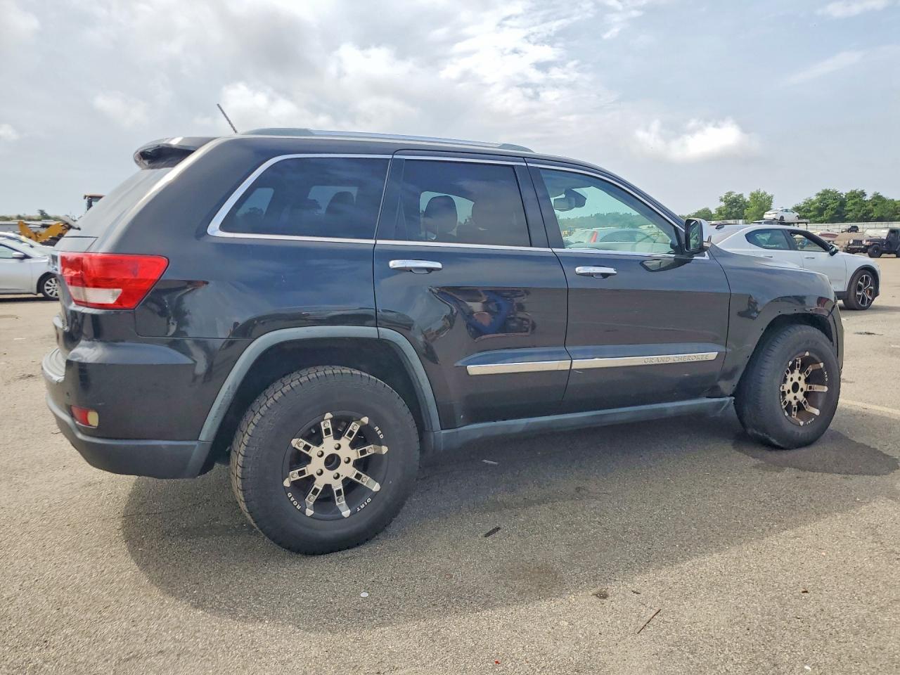 2011 Jeep Grand Cherokee Limited Черный vin: 1J4RR5GG1BC552096