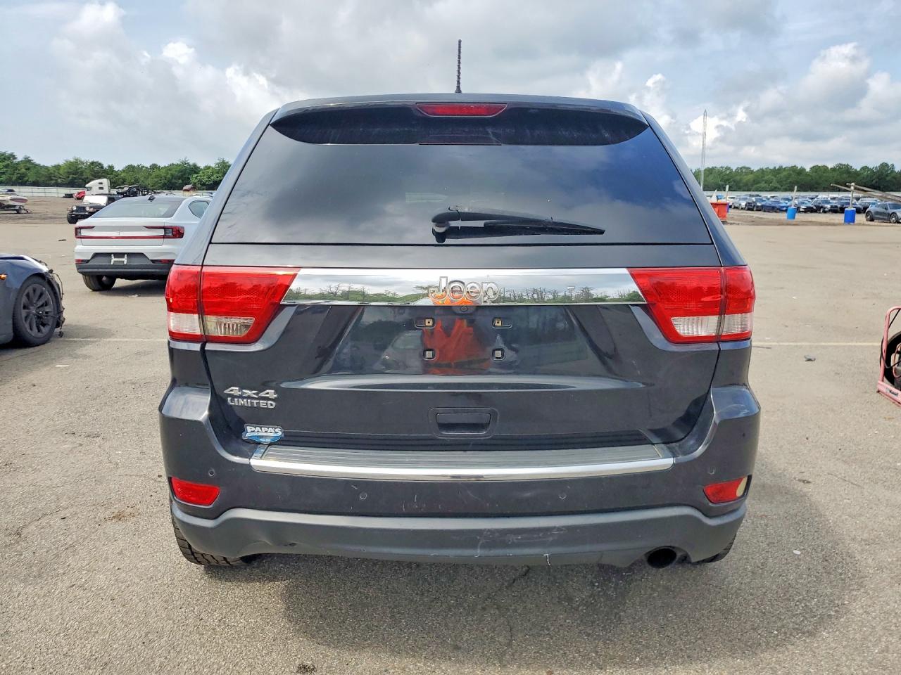 2011 Jeep Grand Cherokee Limited Черный vin: 1J4RR5GG1BC552096