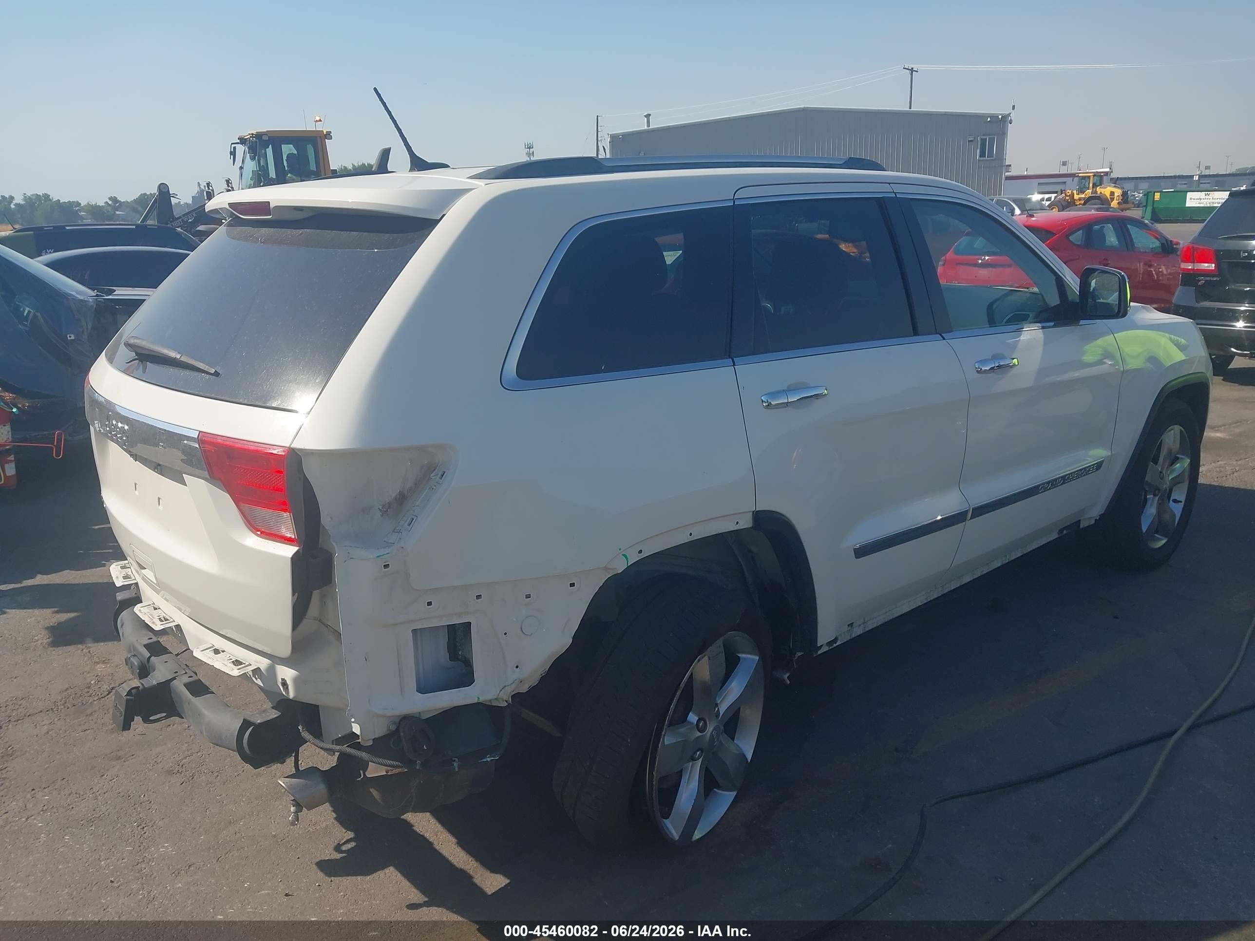 2011 Jeep Grand Cherokee Limited White vin: 1J4RR5GG1BC605069