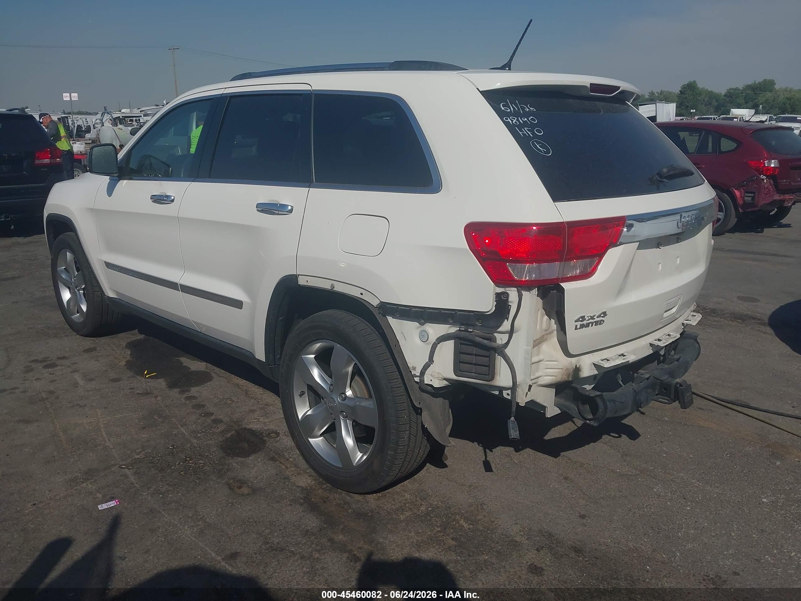 2011 Jeep Grand Cherokee Limited White vin: 1J4RR5GG1BC605069