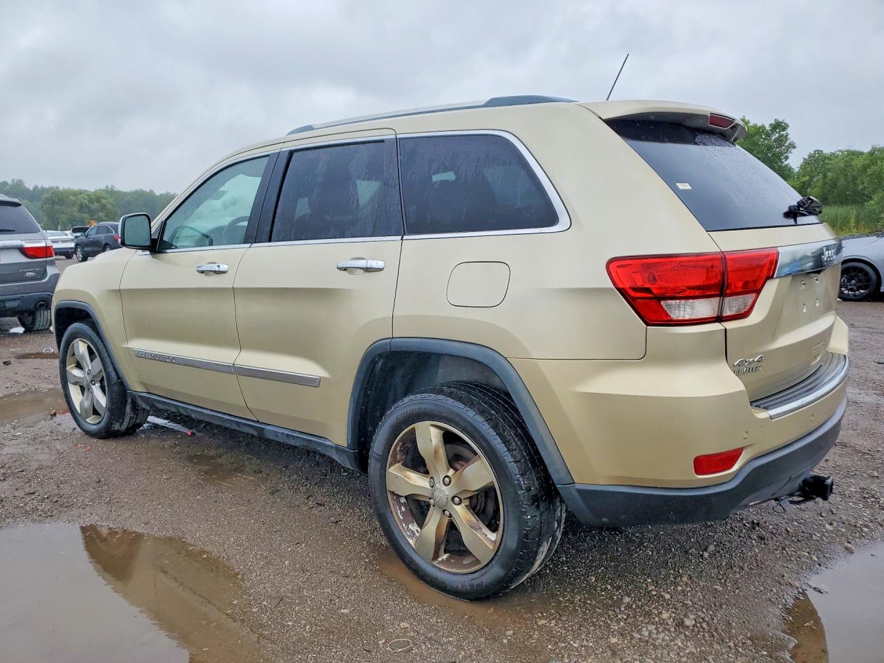 2011 Jeep Grand Cherokee Limited Gold vin: 1J4RR5GG1BC612362