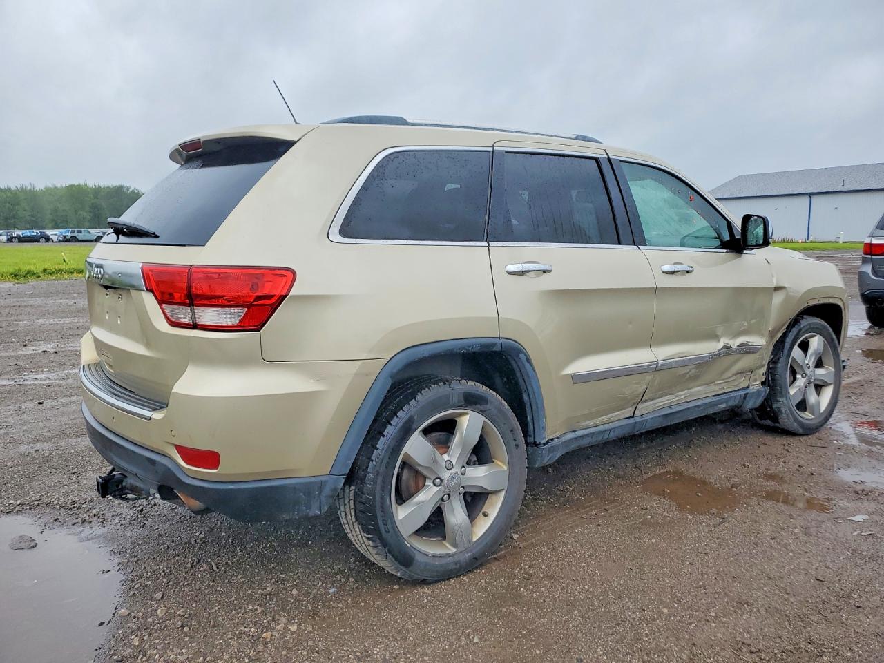 2011 Jeep Grand Cherokee Limited Gold vin: 1J4RR5GG1BC612362
