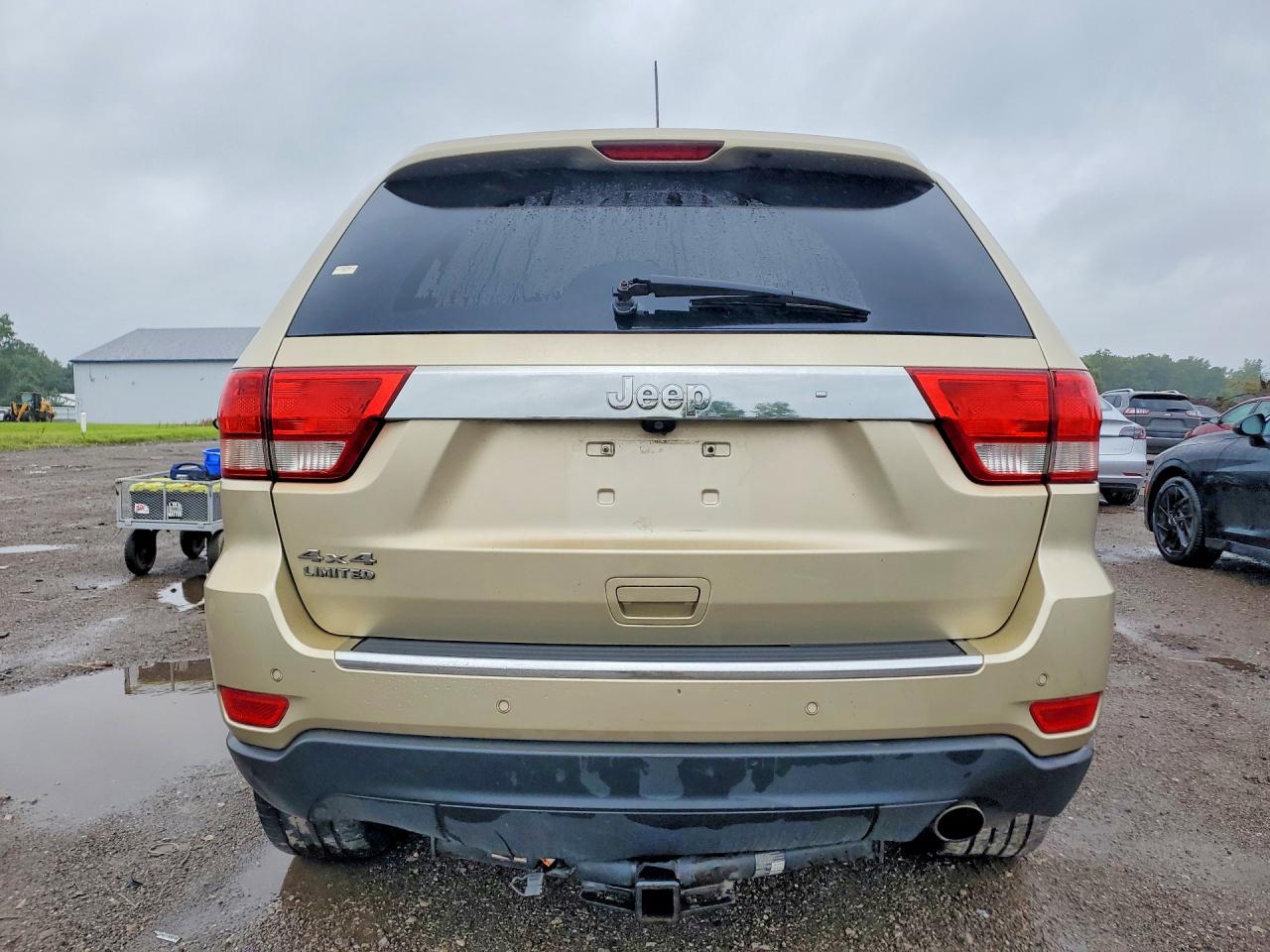 2011 Jeep Grand Cherokee Limited Gold vin: 1J4RR5GG1BC612362