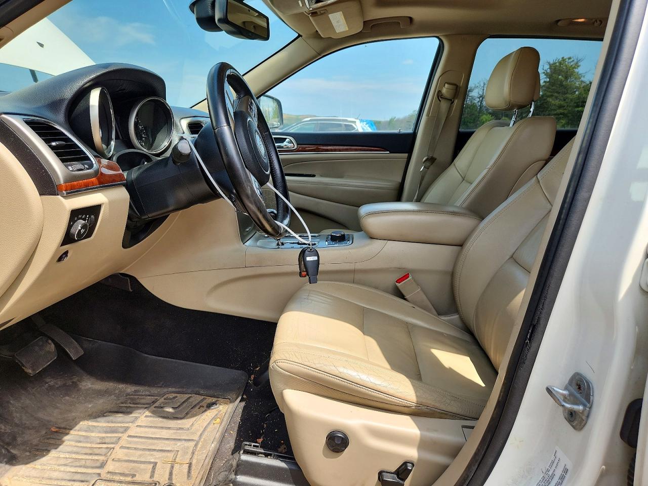 2011 Jeep Grand Cherokee Limited Белый vin: 1J4RR5GG1BC714468