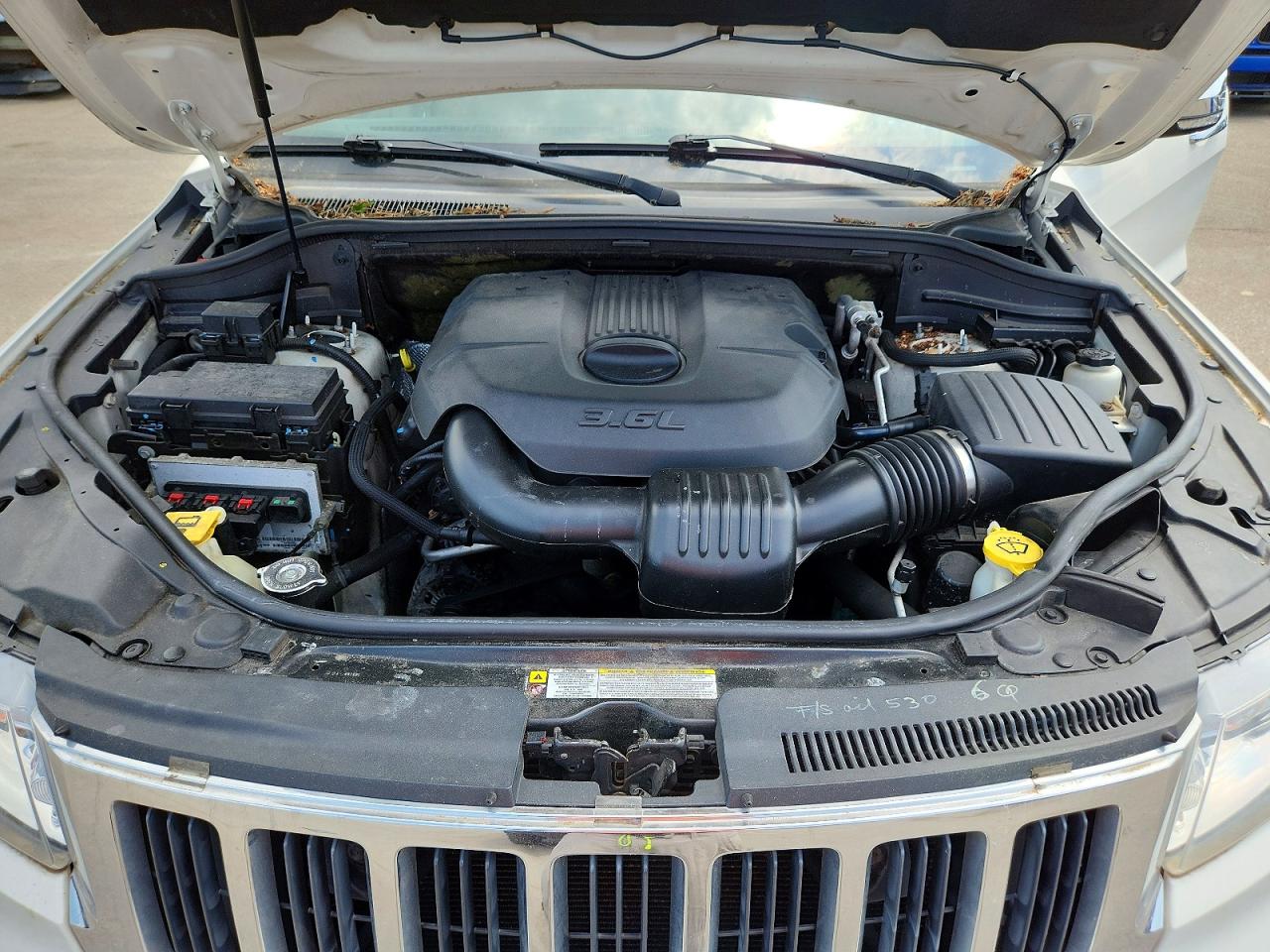 2011 Jeep Grand Cherokee Limited Белый vin: 1J4RR5GG1BC714468