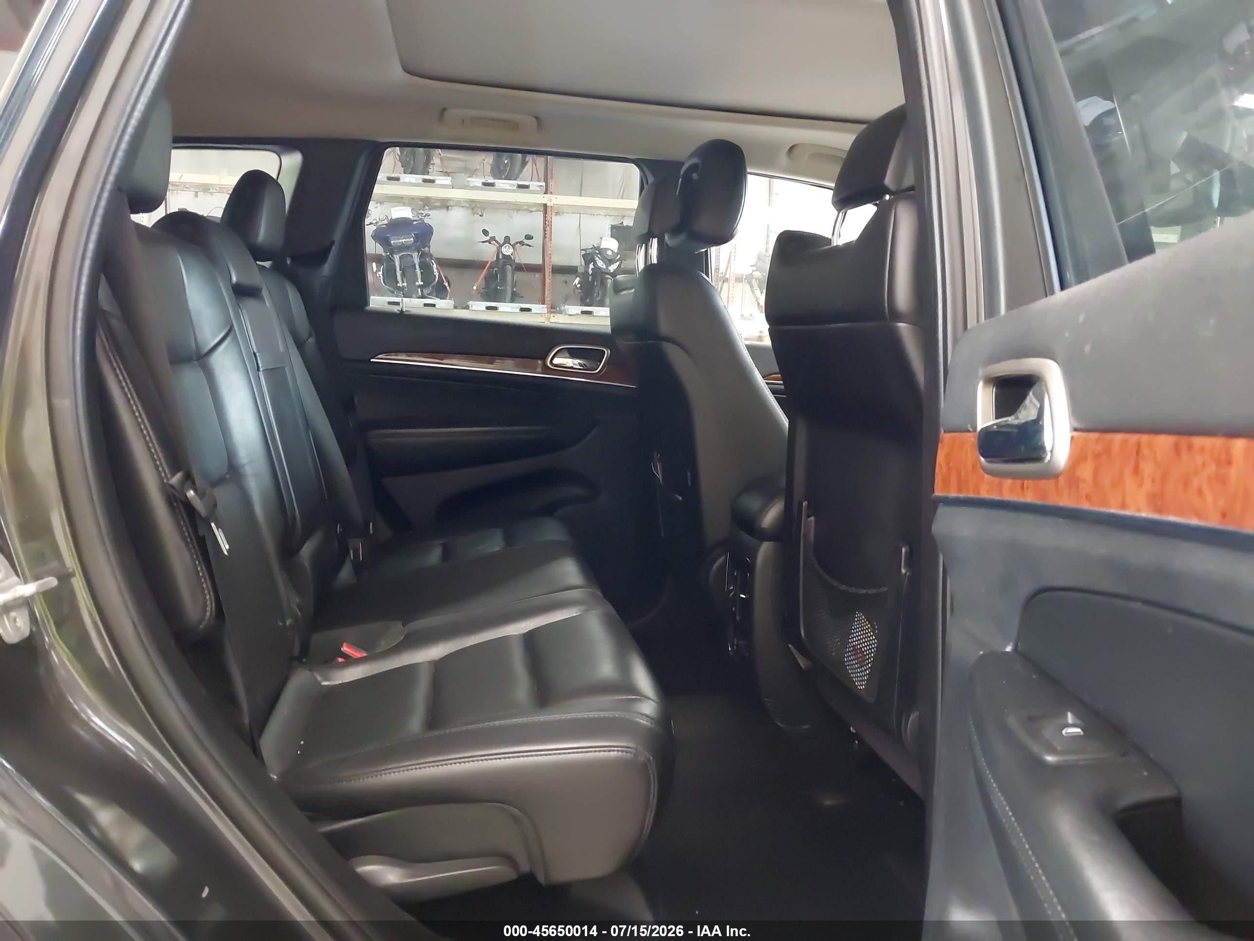 2011 Jeep Grand Cherokee Limited Серый vin: 1J4RR5GG2BC715354