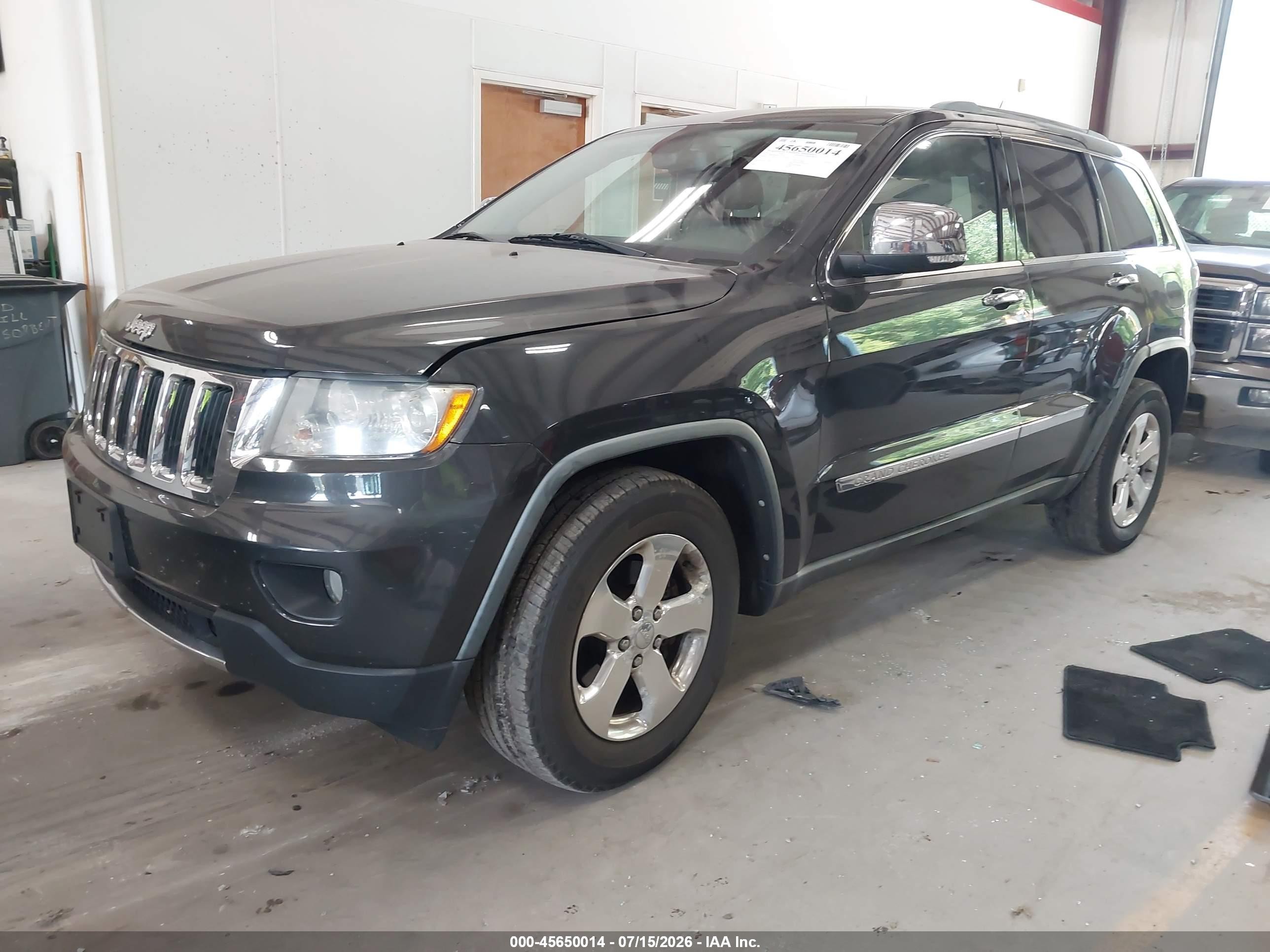 2011 Jeep Grand Cherokee Limited Серый vin: 1J4RR5GG2BC715354