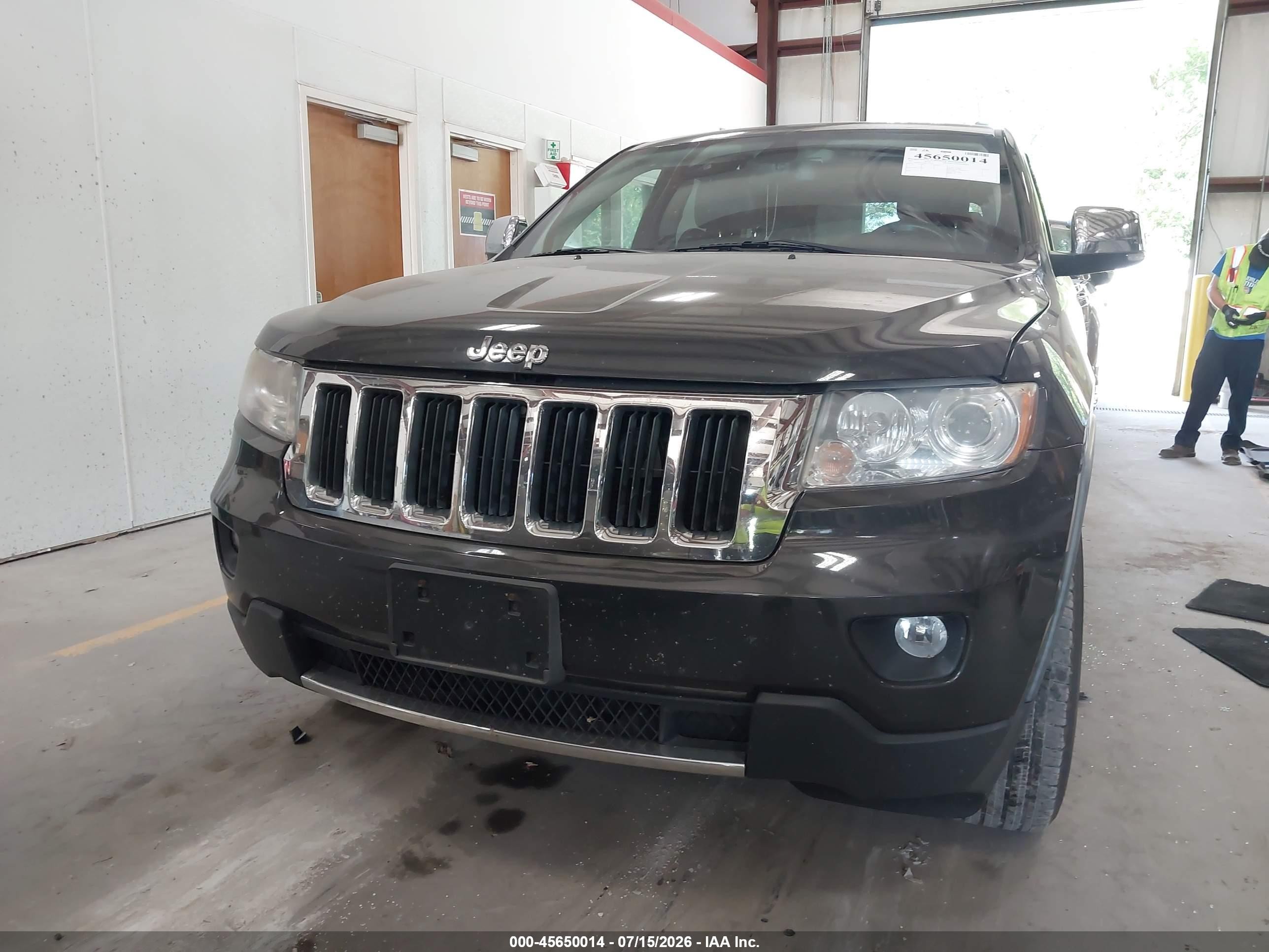 2011 Jeep Grand Cherokee Limited Серый vin: 1J4RR5GG2BC715354