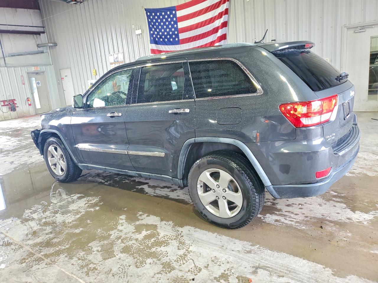 2011 Jeep Grand Cherokee Limited Gray vin: 1J4RR5GG2BC738097