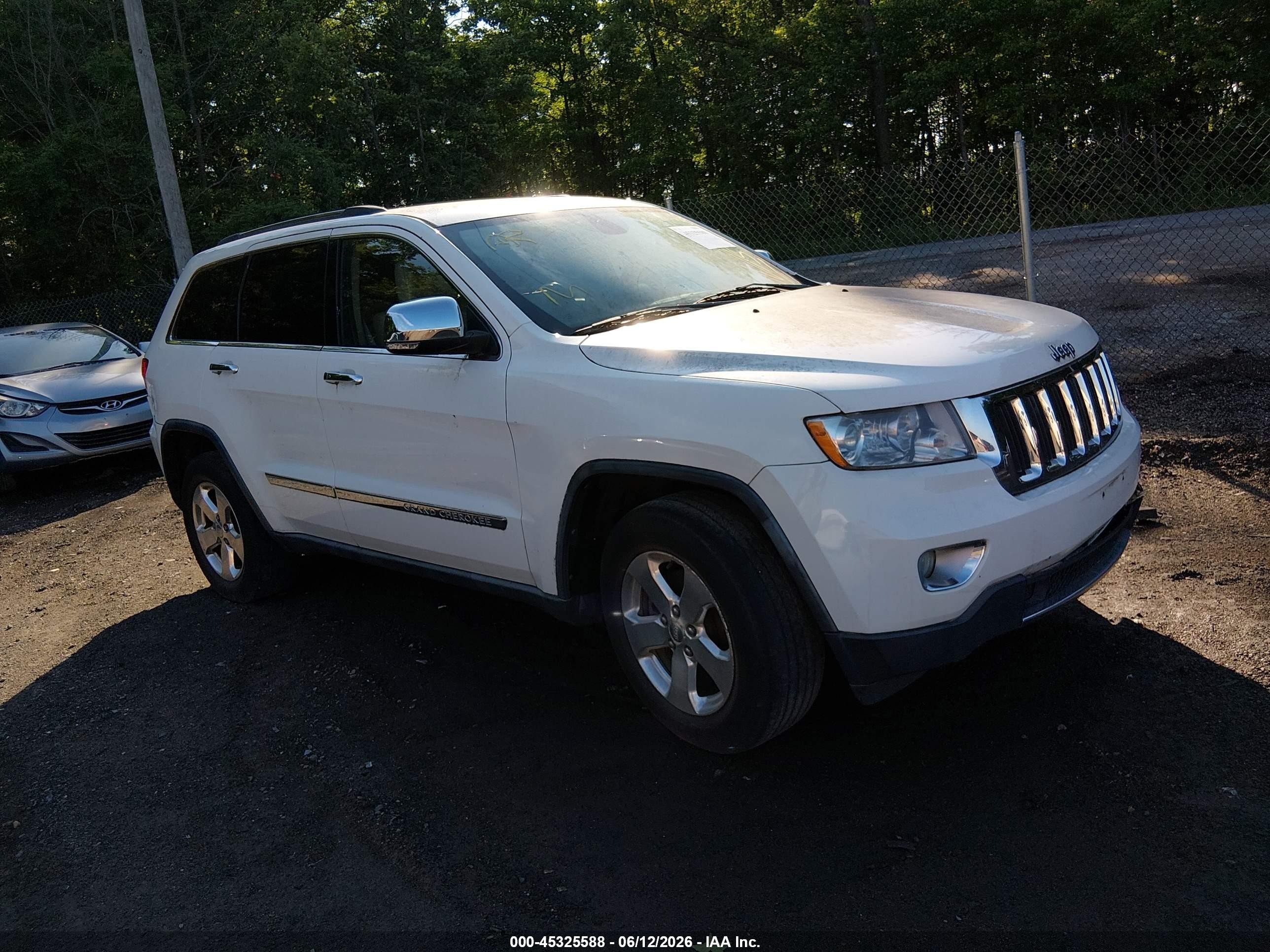 2011 Jeep Grand Cherokee Limited White vin: 1J4RR5GG3BC530150