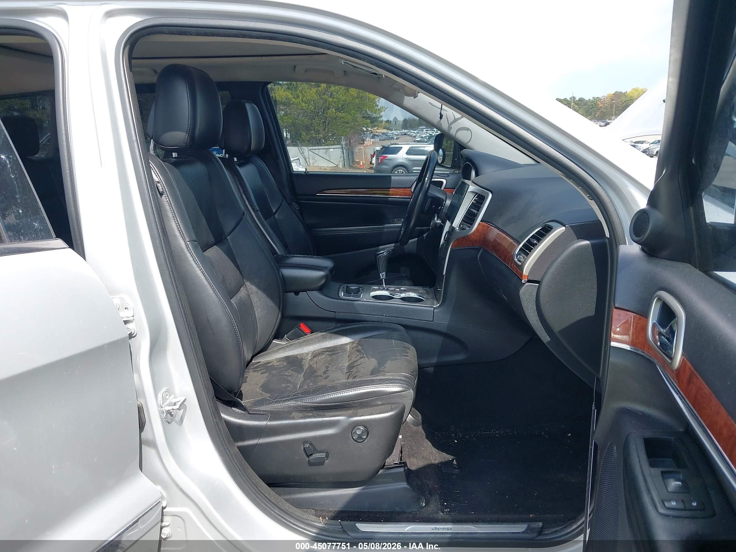 2011 Jeep Grand Cherokee Limited Серебряный vin: 1J4RR5GG3BC612119