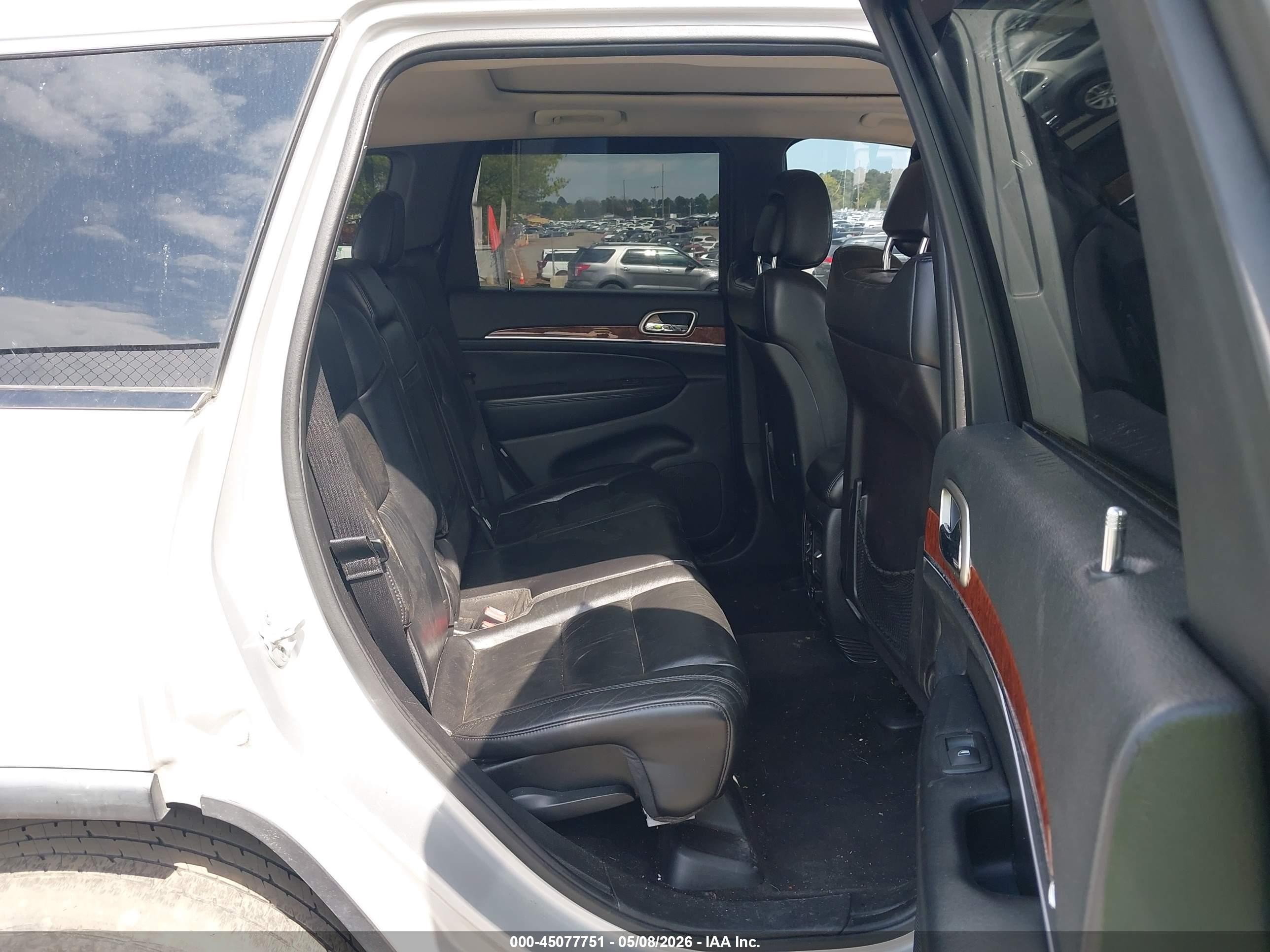 2011 Jeep Grand Cherokee Limited Серебряный vin: 1J4RR5GG3BC612119