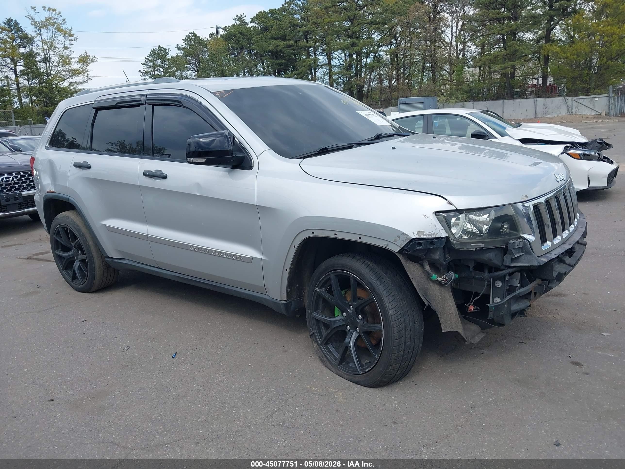 2011 Jeep Grand Cherokee Limited Серебряный vin: 1J4RR5GG3BC612119