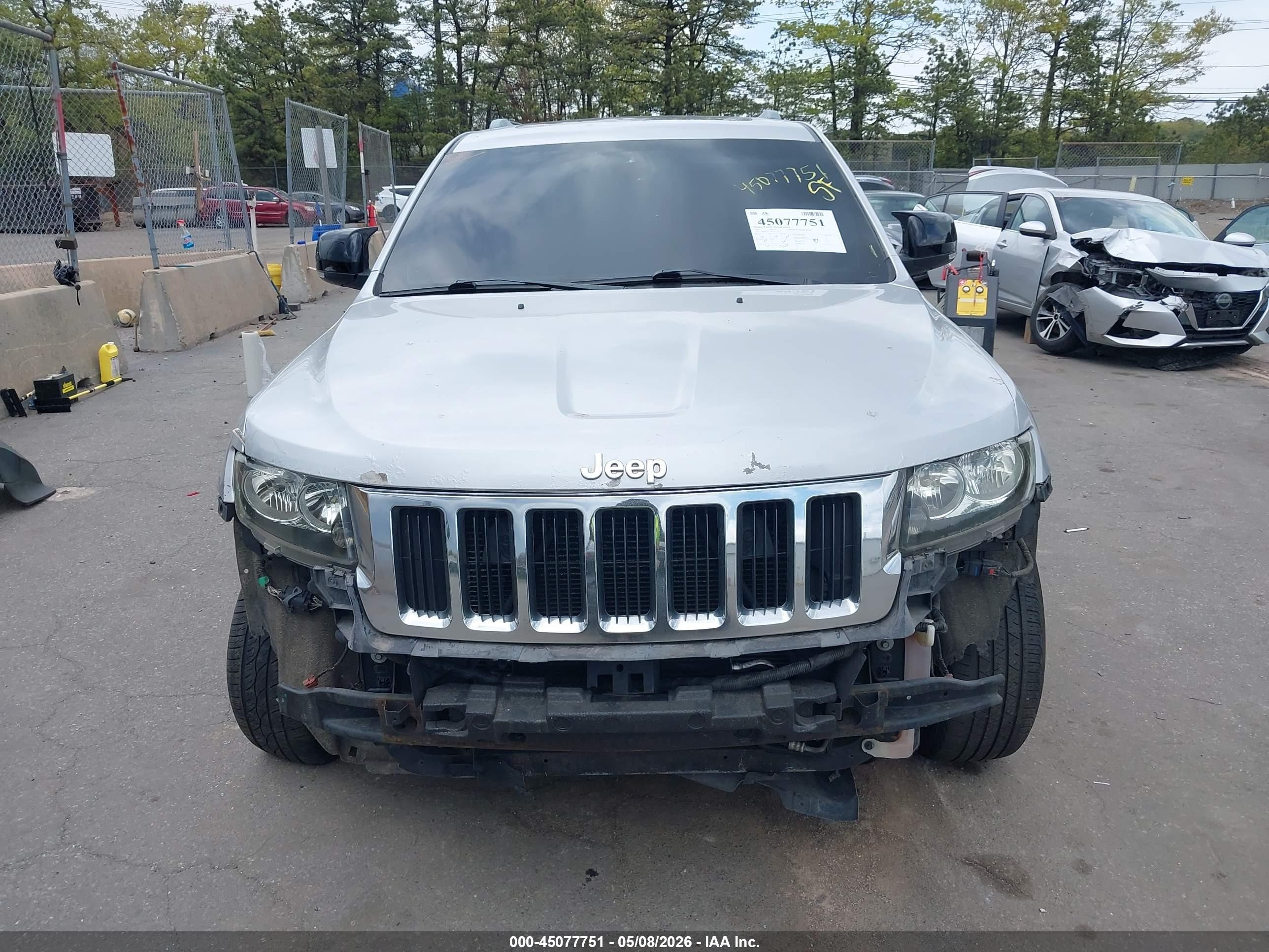 2011 Jeep Grand Cherokee Limited Серебряный vin: 1J4RR5GG3BC612119