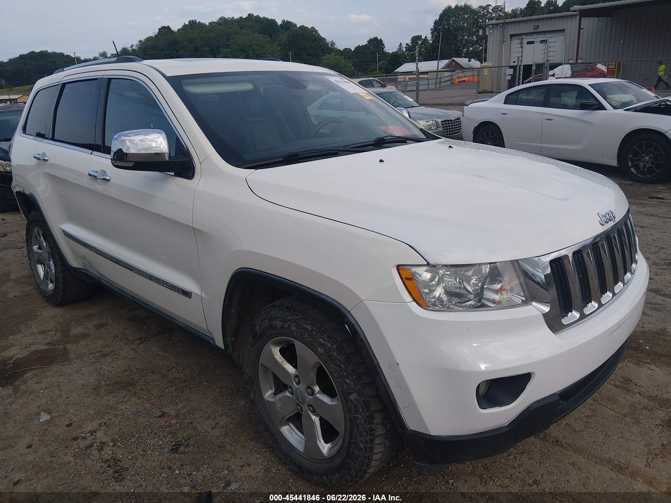 2011 Jeep Grand Cherokee Limited White vin: 1J4RR5GG3BC641572