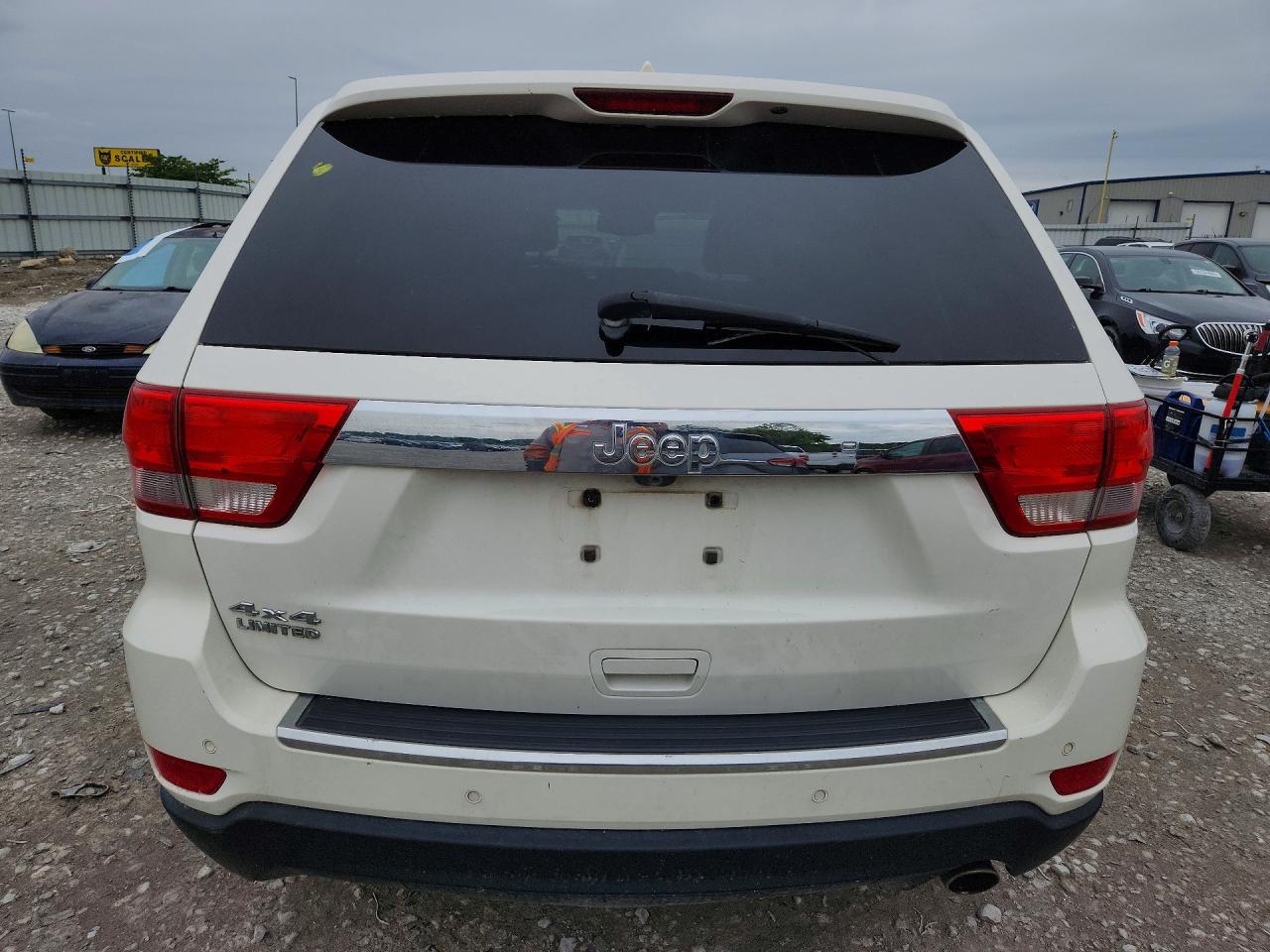 2011 Jeep Grand Cherokee Limited White vin: 1J4RR5GG4BC605132
