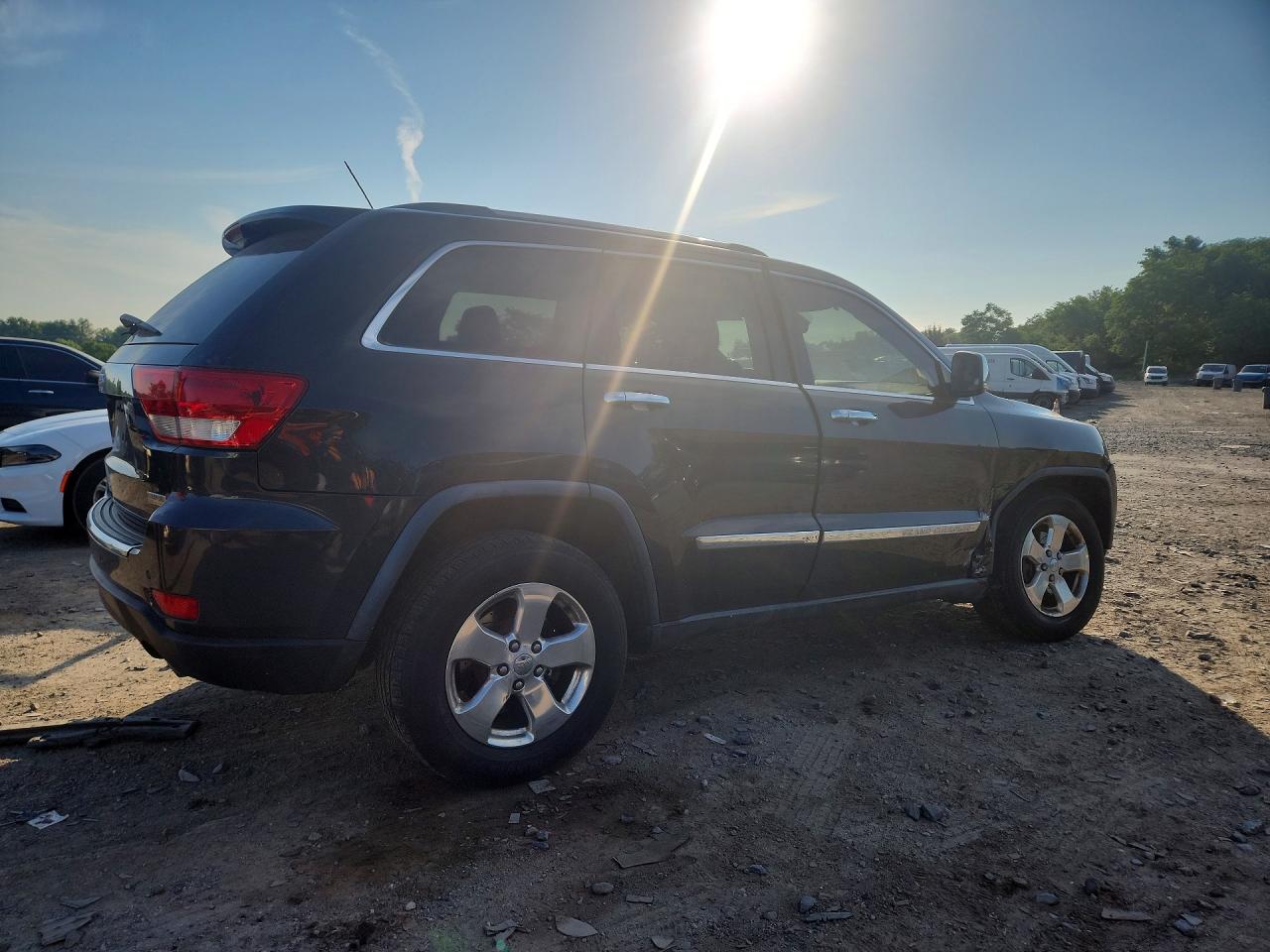 2011 Jeep Grand Cherokee Limited Gray vin: 1J4RR5GG4BC625882
