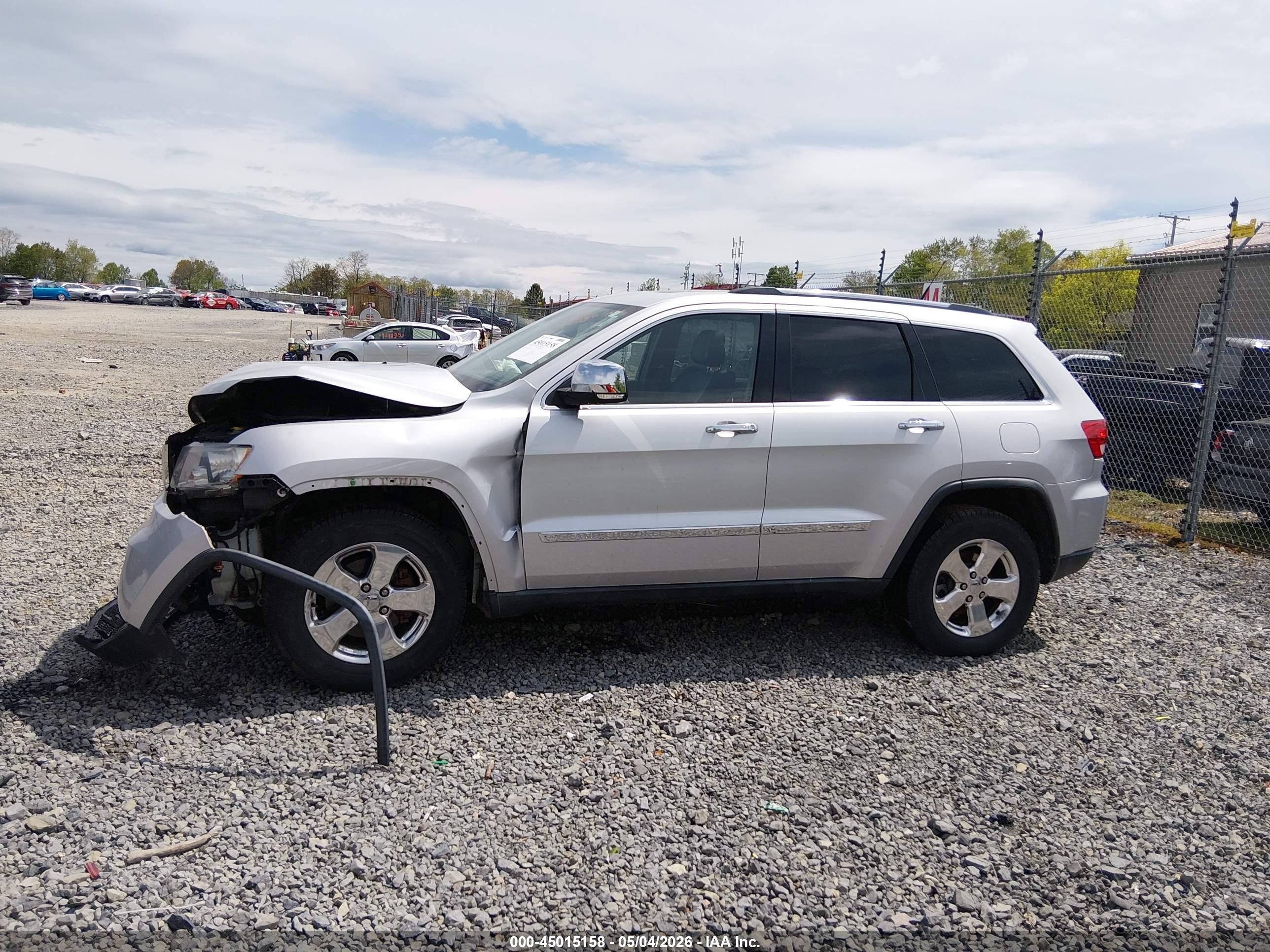 2011 Jeep Grand Cherokee Limited Серый vin: 1J4RR5GG8BC524876