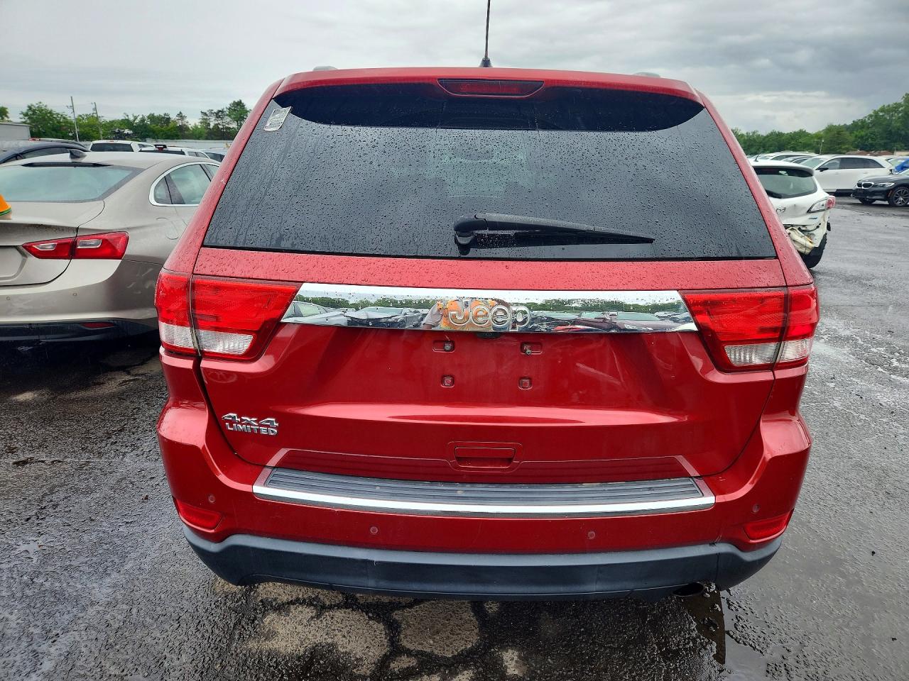 2011 Jeep Grand Cherokee Limited Red vin: 1J4RR5GG9BC529066