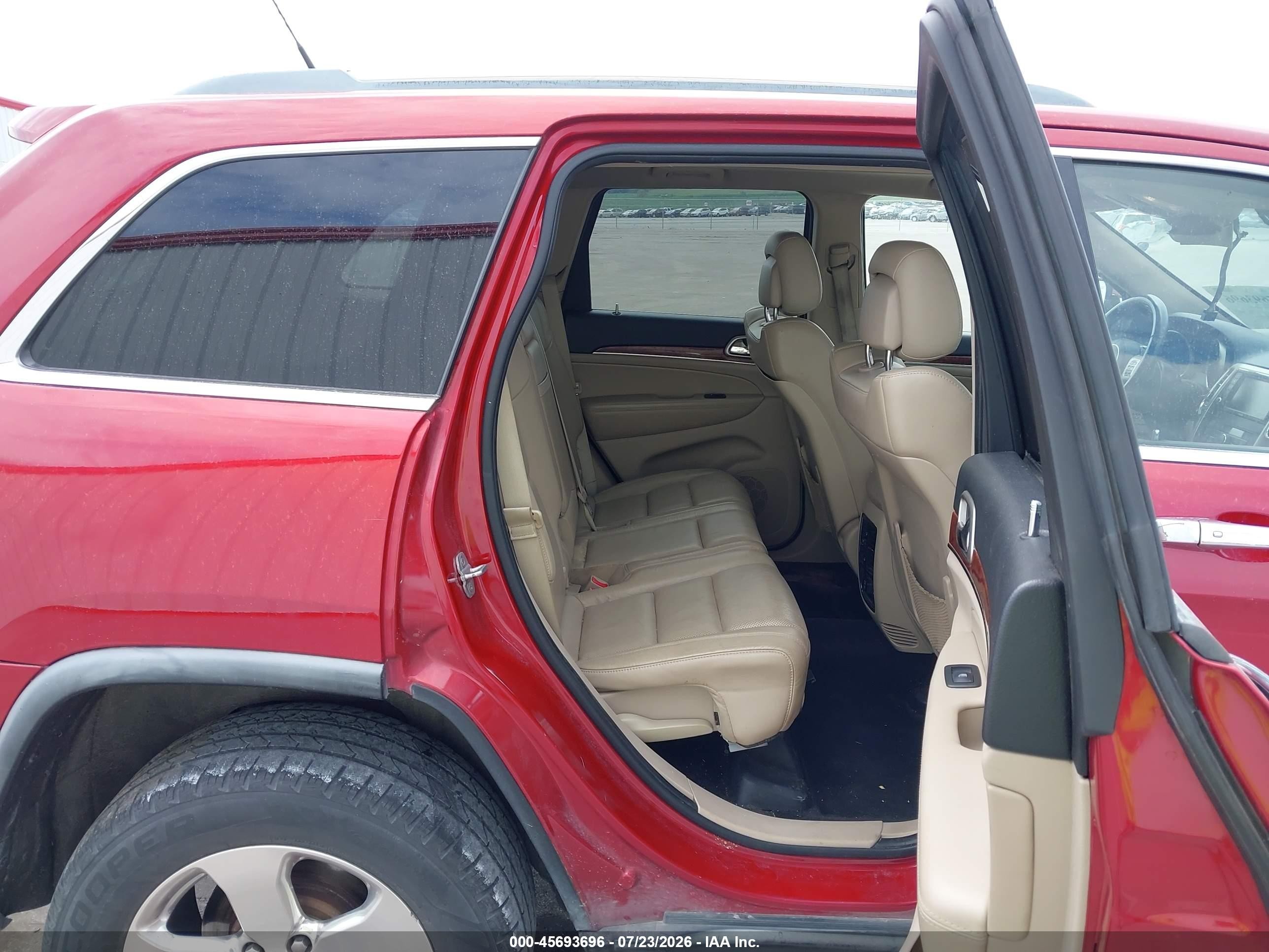2011 Jeep Grand Cherokee Limited Красный vin: 1J4RR5GG9BC586528