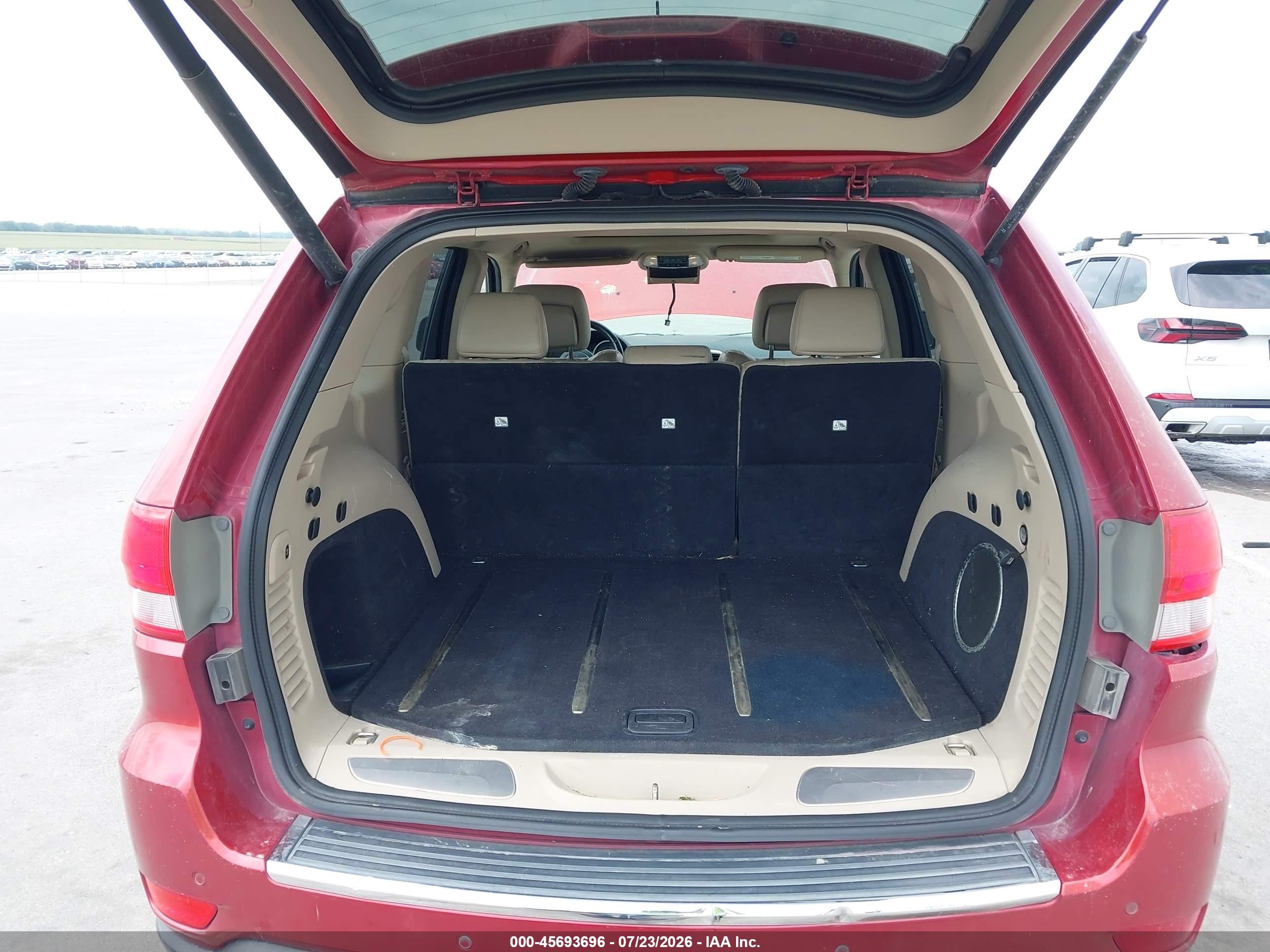2011 Jeep Grand Cherokee Limited Красный vin: 1J4RR5GG9BC586528