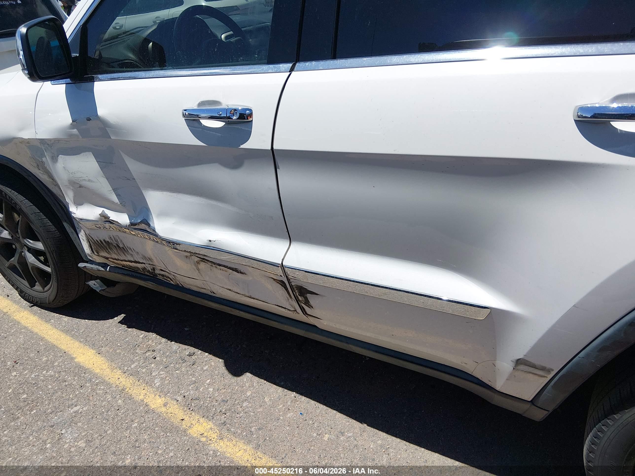 2011 Jeep Grand Cherokee Limited White vin: 1J4RR5GG9BC728957