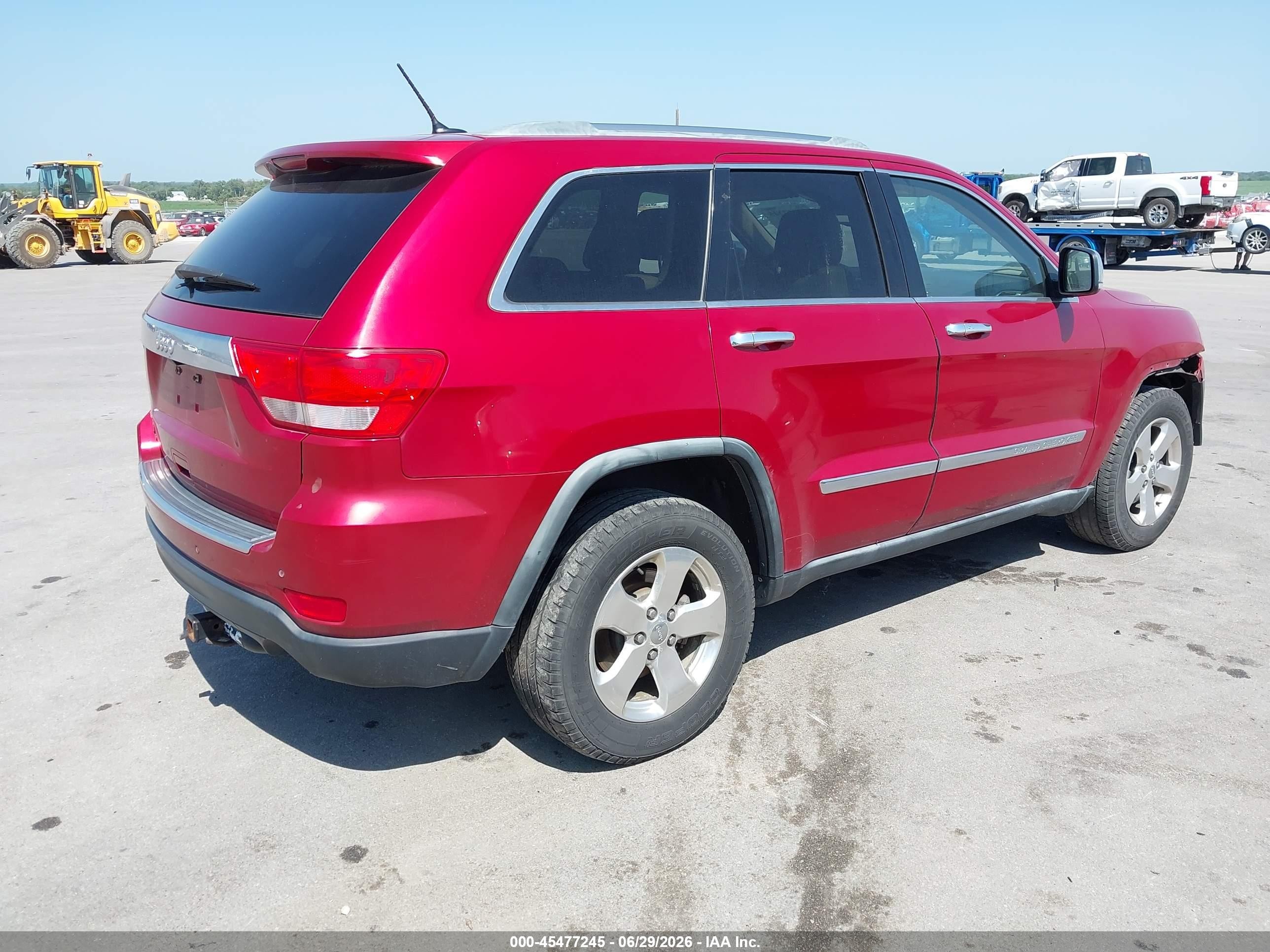 2011 Jeep Grand Cherokee Limited Red vin: 1J4RR5GGXBC556132