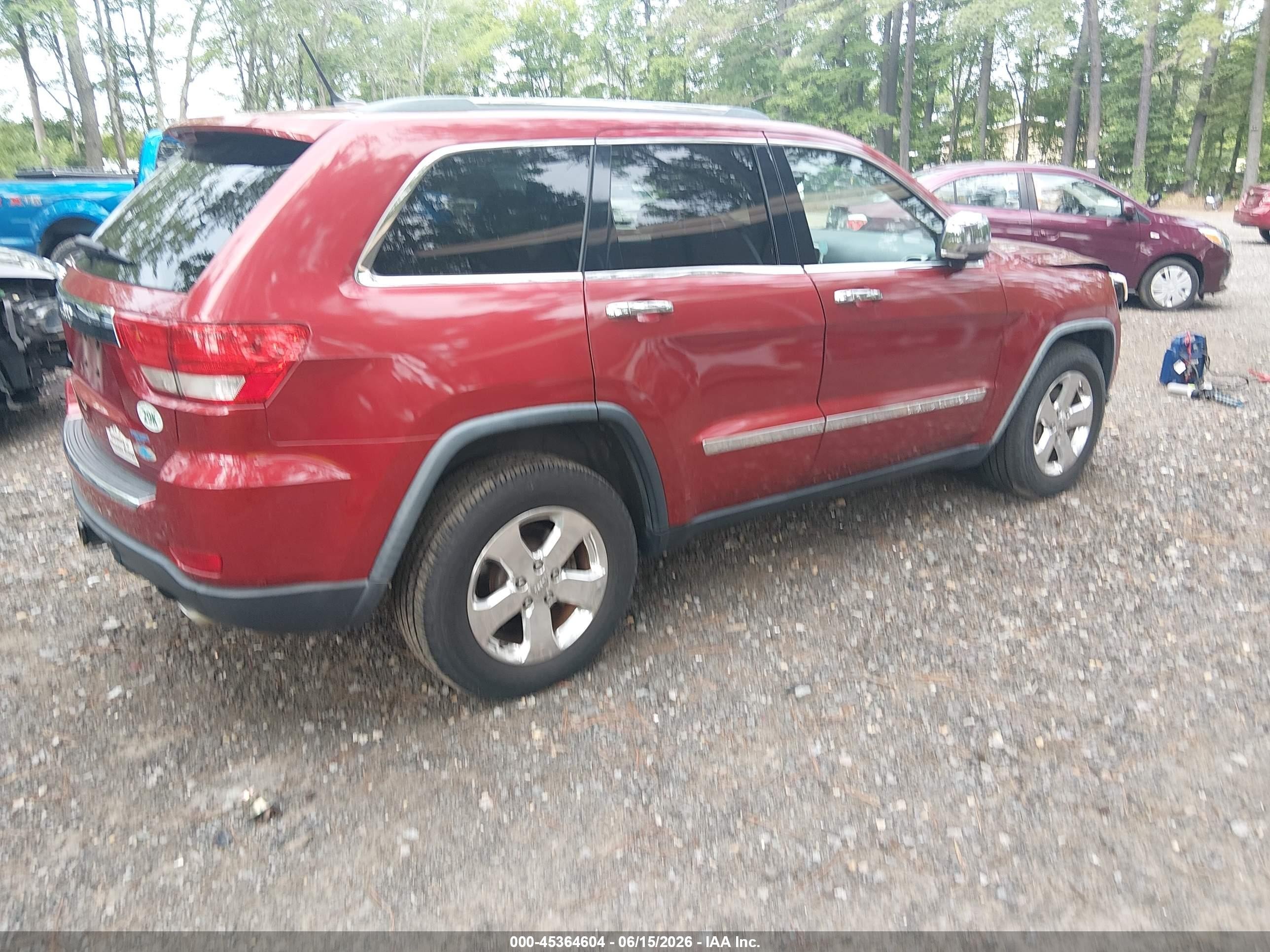 2011 Jeep Grand Cherokee Limited Red vin: 1J4RR5GGXBC702447