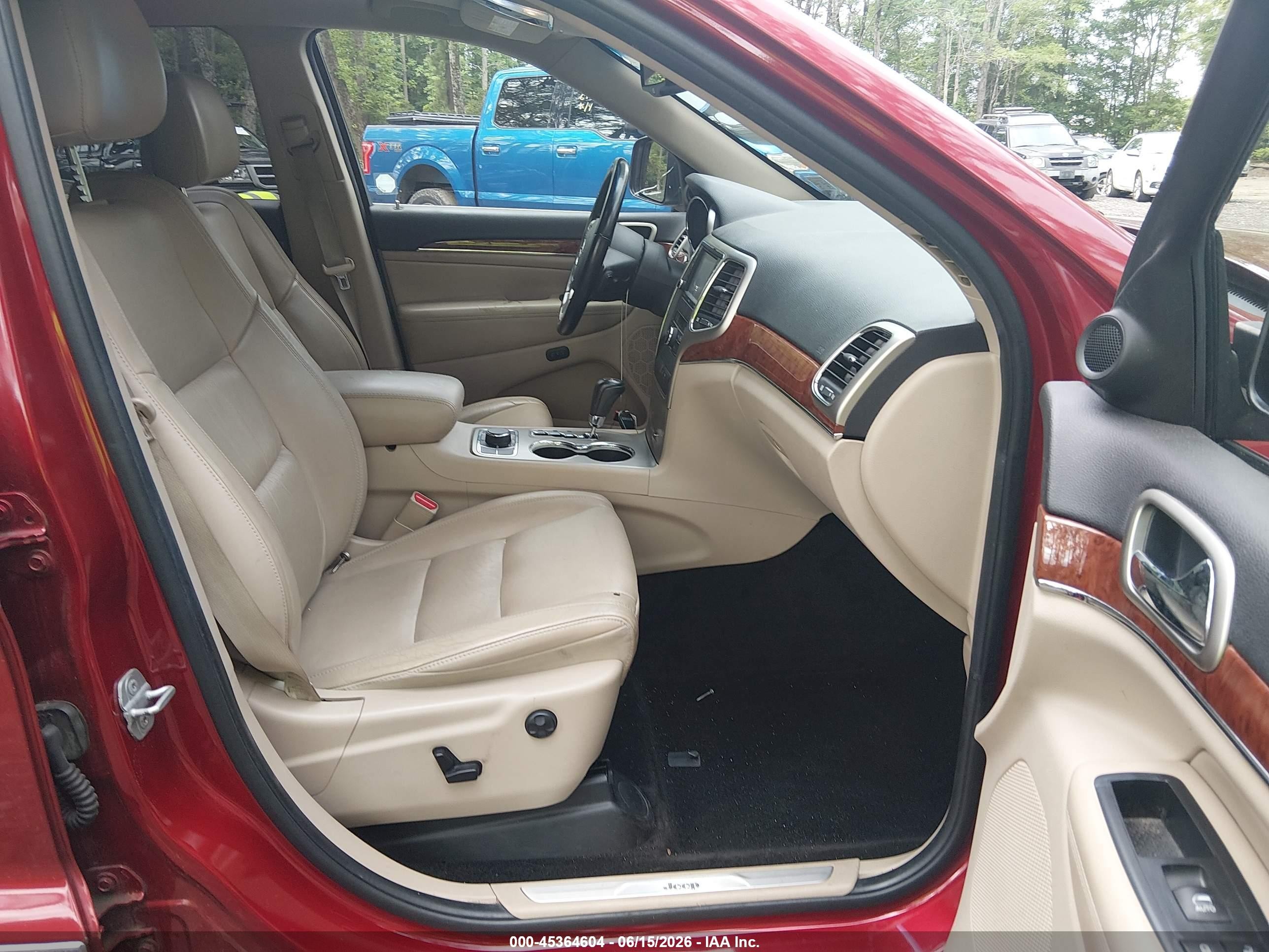 2011 Jeep Grand Cherokee Limited Red vin: 1J4RR5GGXBC702447