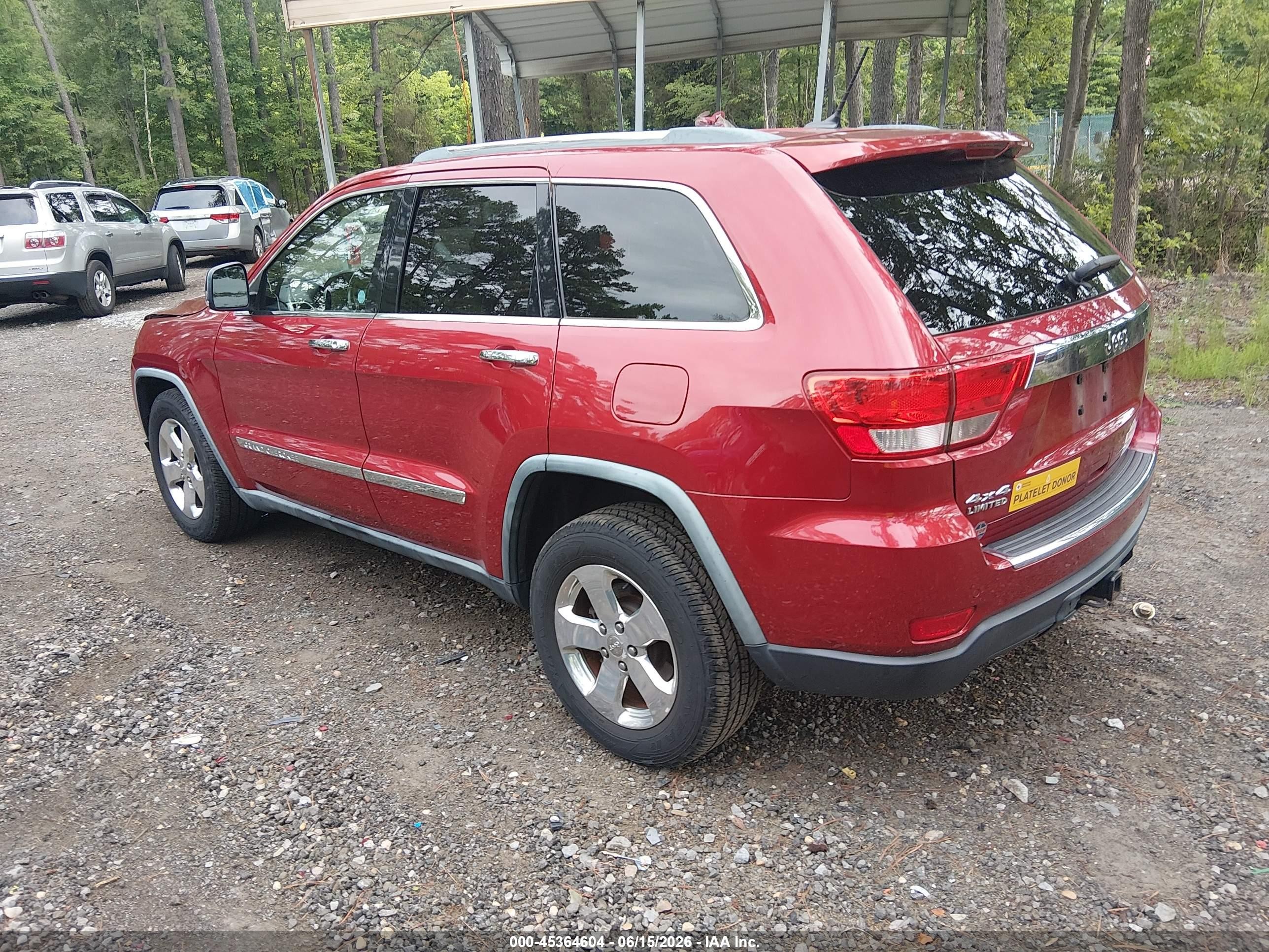 2011 Jeep Grand Cherokee Limited Red vin: 1J4RR5GGXBC702447