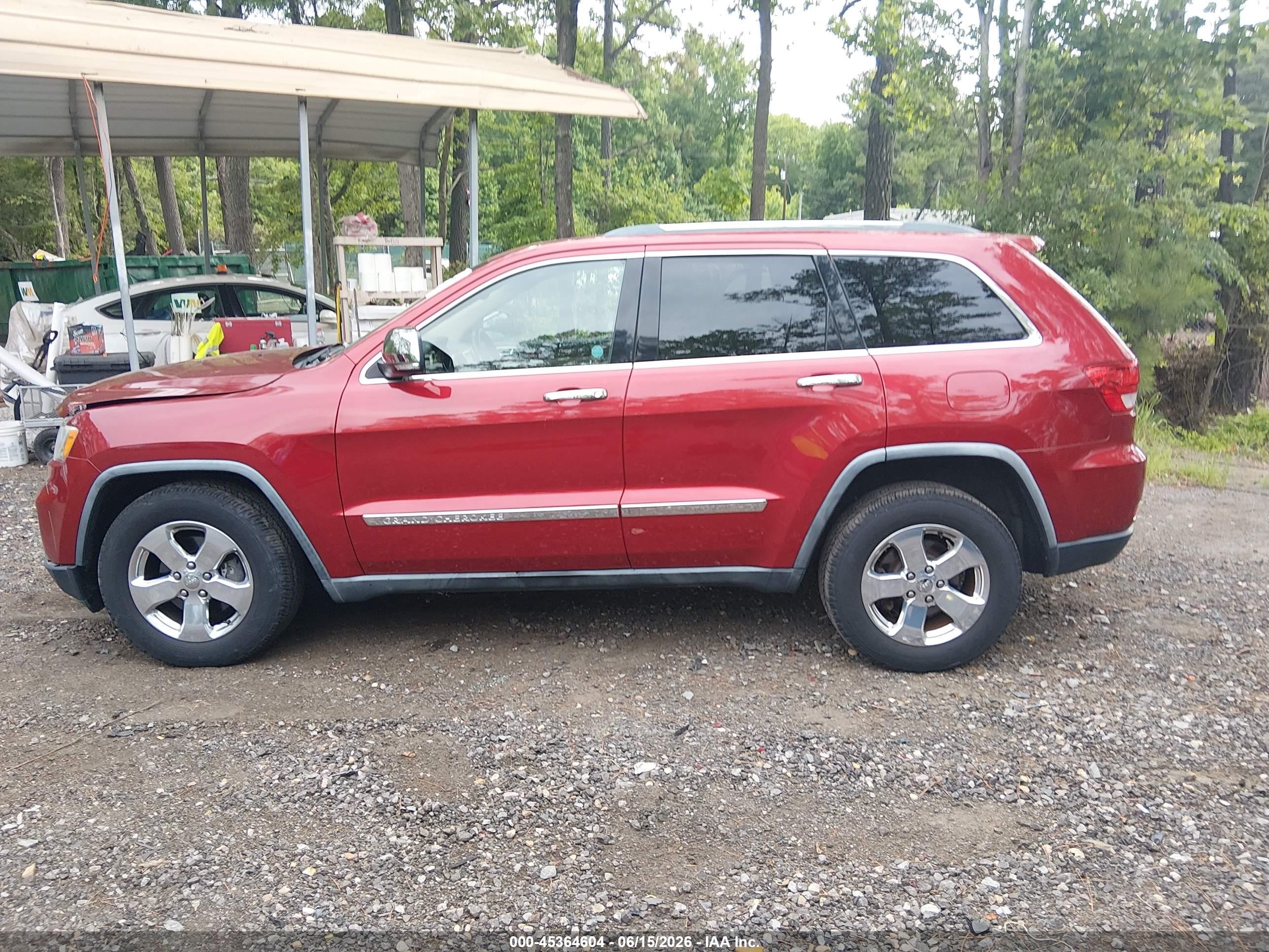 2011 Jeep Grand Cherokee Limited Red vin: 1J4RR5GGXBC702447