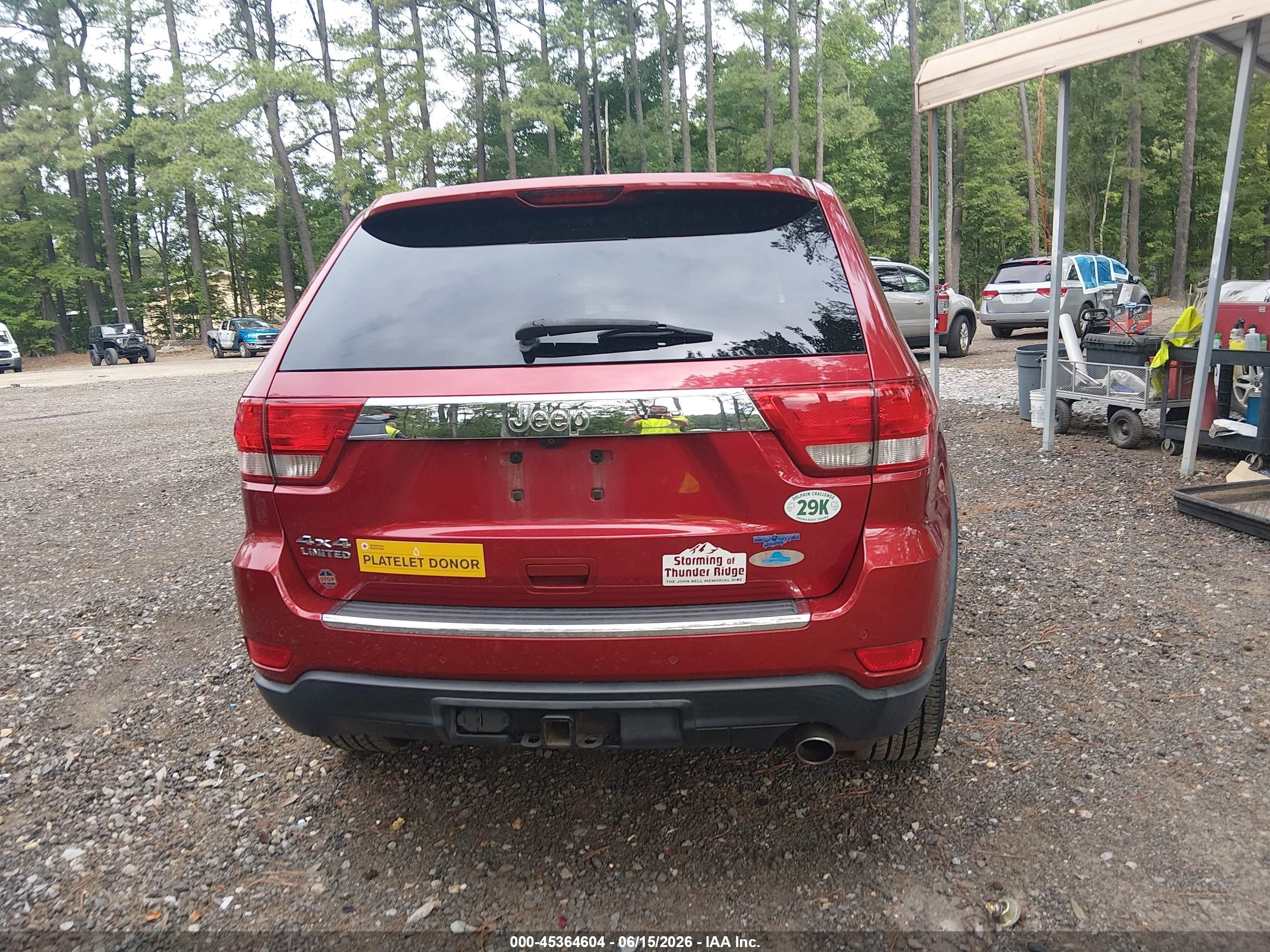 2011 Jeep Grand Cherokee Limited Red vin: 1J4RR5GGXBC702447